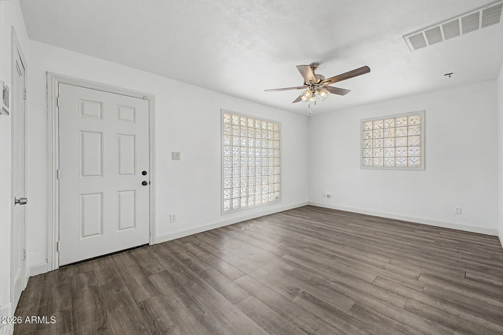 2902 W Northern Avenue, Phoenix, AZ 85051 — photo 6 of 26