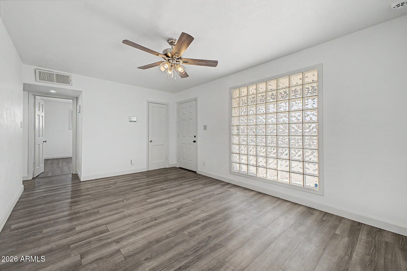2902 W Northern Avenue, Phoenix, AZ 85051 — photo 7 of 26
