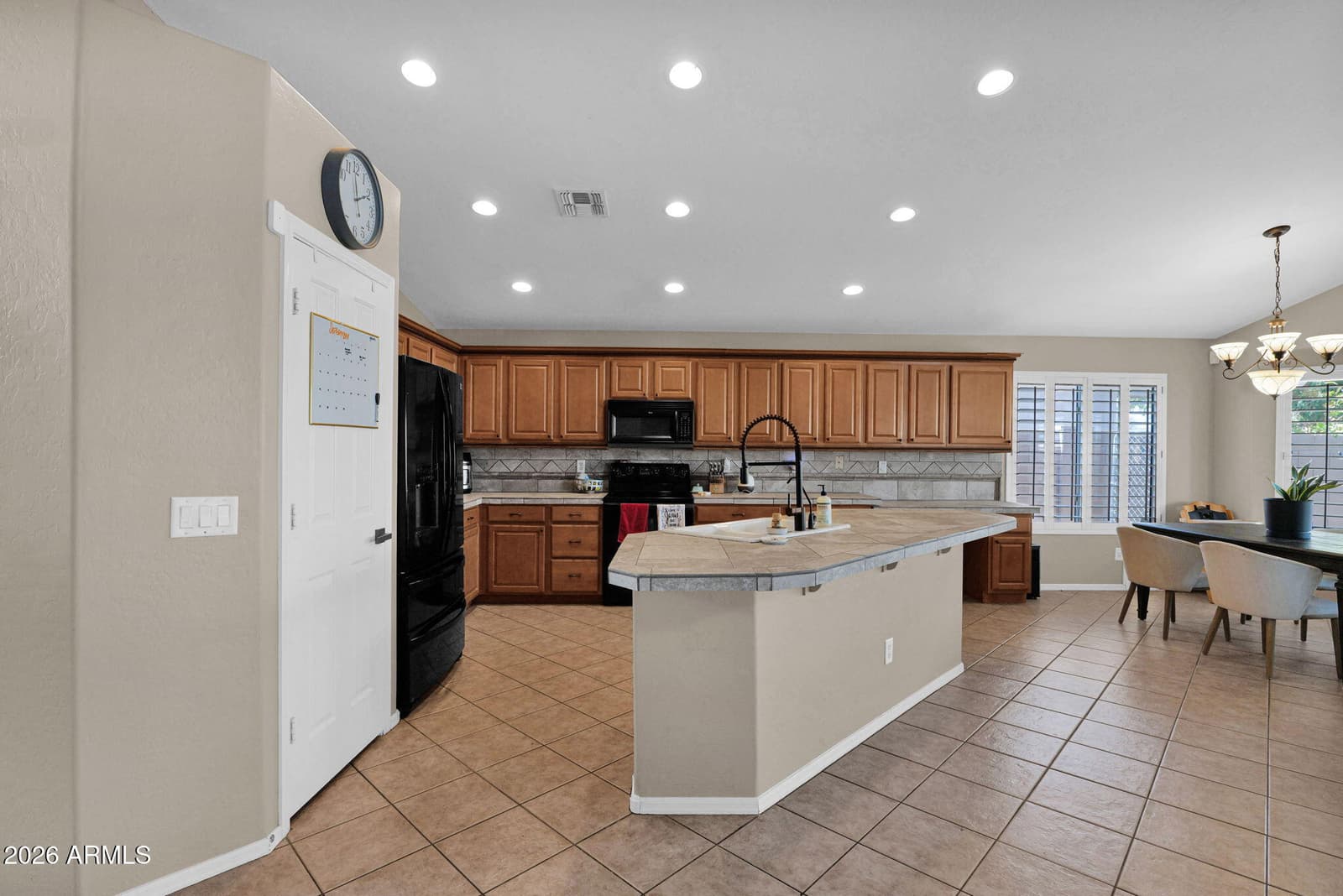 12842 W Aster Drive, El Mirage, AZ 85335 — photo 10 of 27