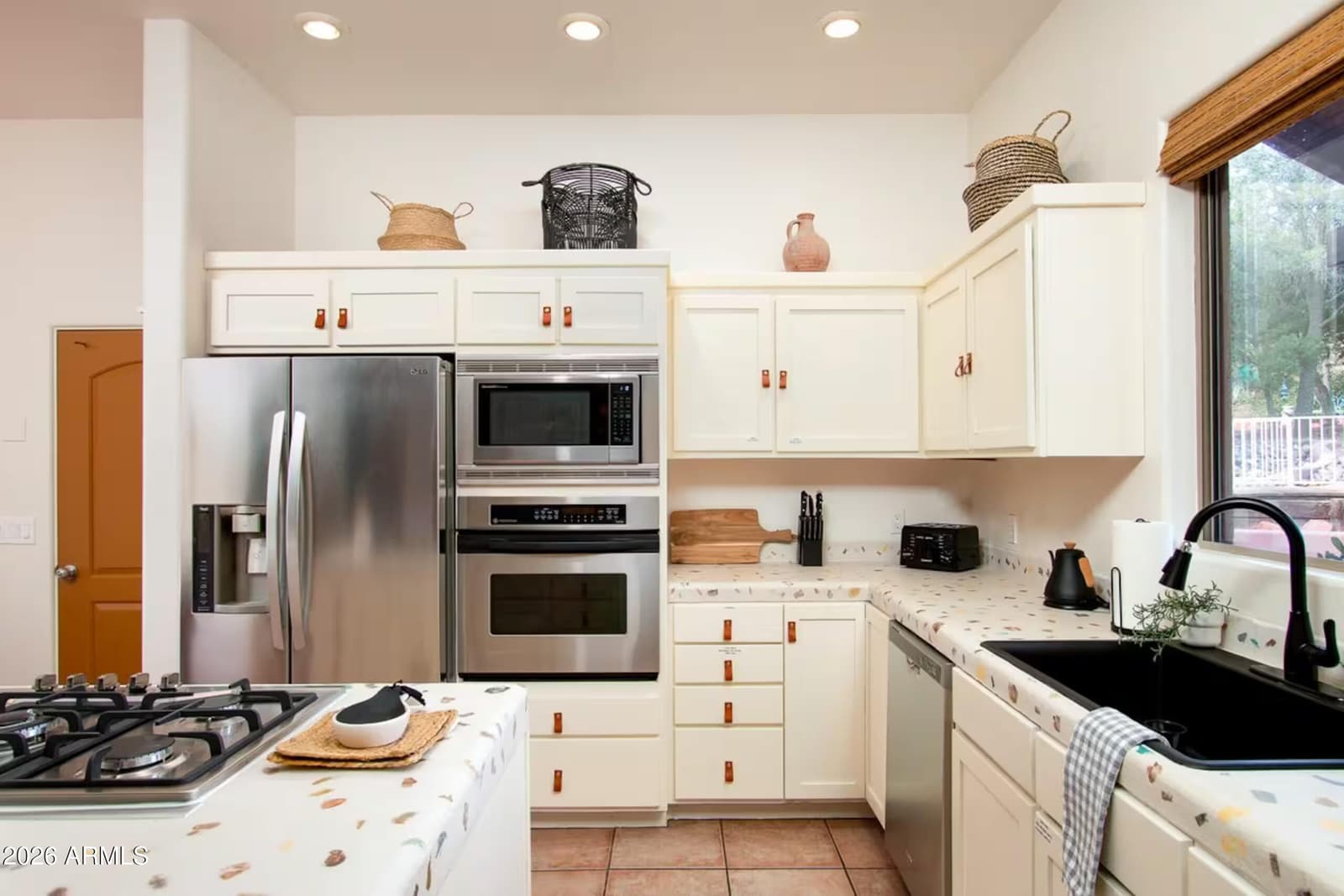 65 Zane Grey Circle, Sedona, AZ 86336 — photo 8 of 35