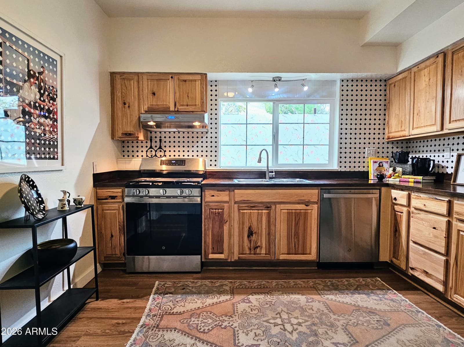 40 Cochise Row, Bisbee, AZ 85603 — photo 8 of 32