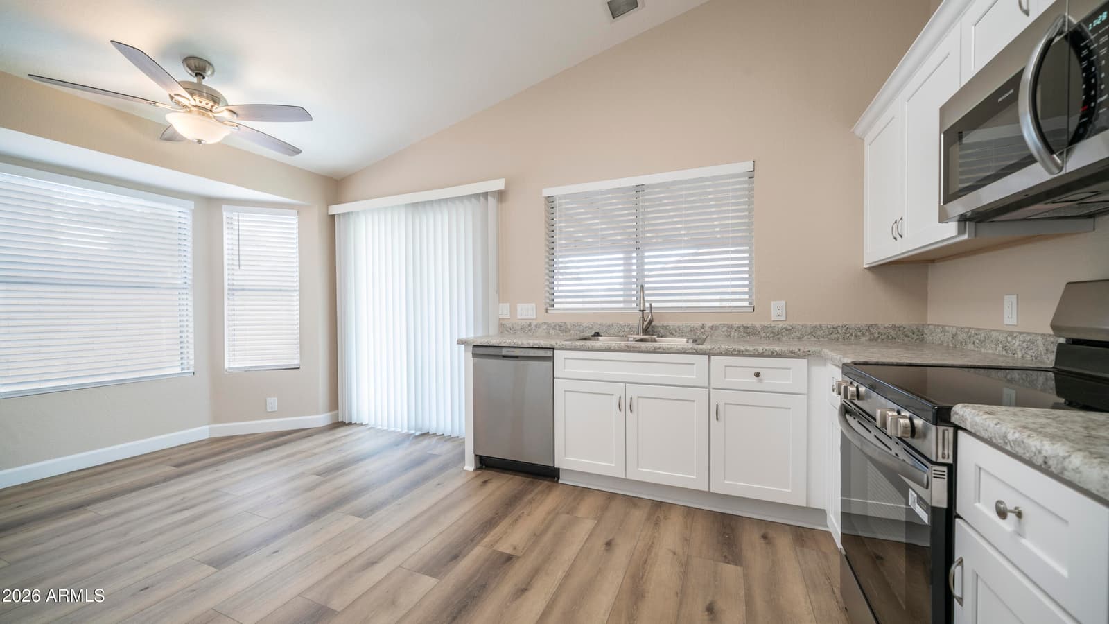 4011 W Chama Drive, Glendale, AZ 85310 — photo 2 of 24