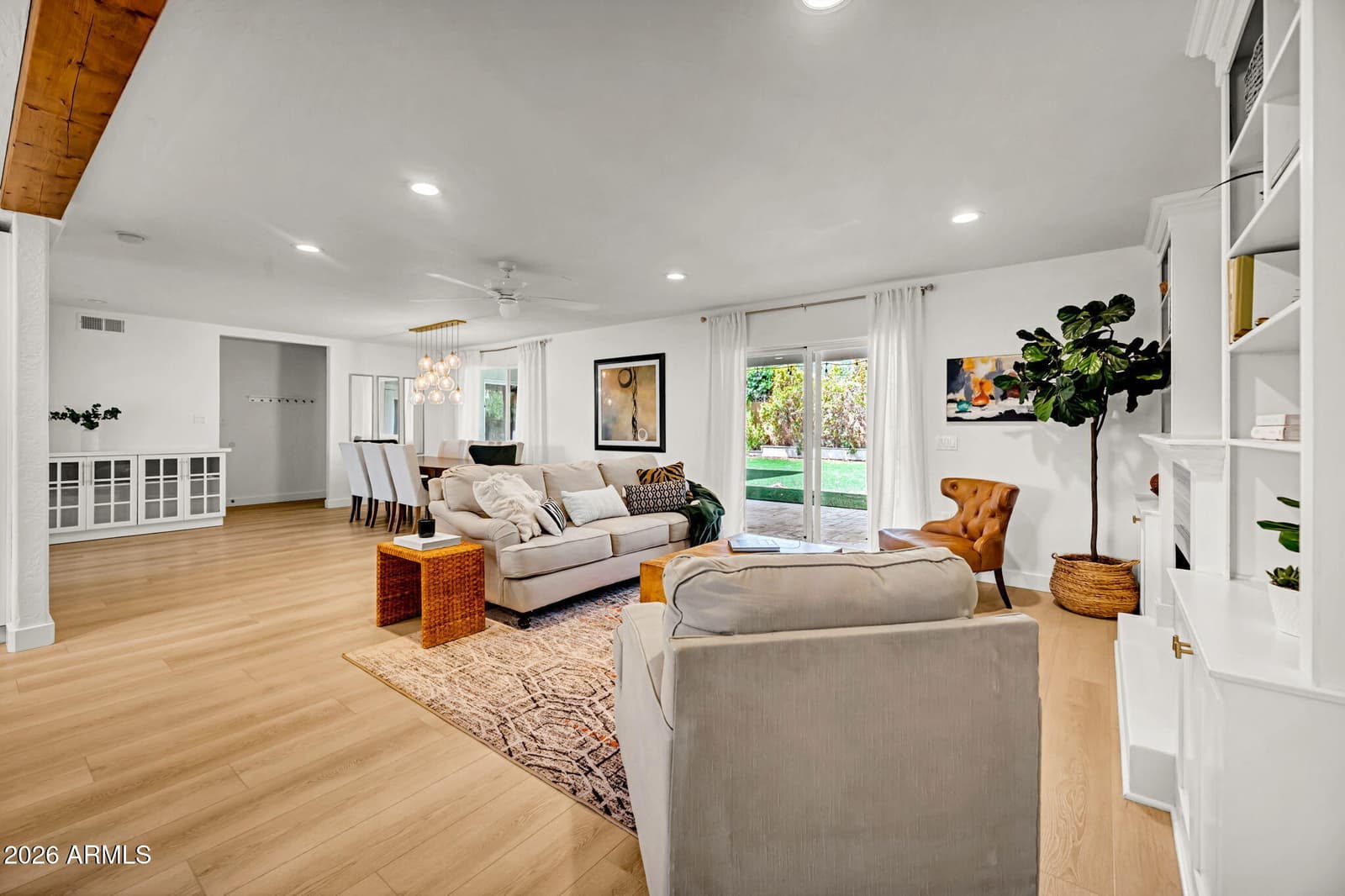 2020 E State Avenue, Phoenix, AZ 85020 — photo 4 of 33