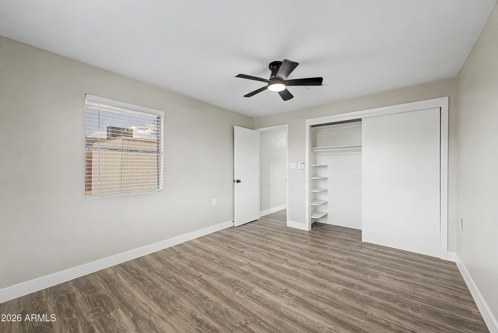 6722 N 24th Drive, Phoenix, AZ 85015 — photo 11 of 17