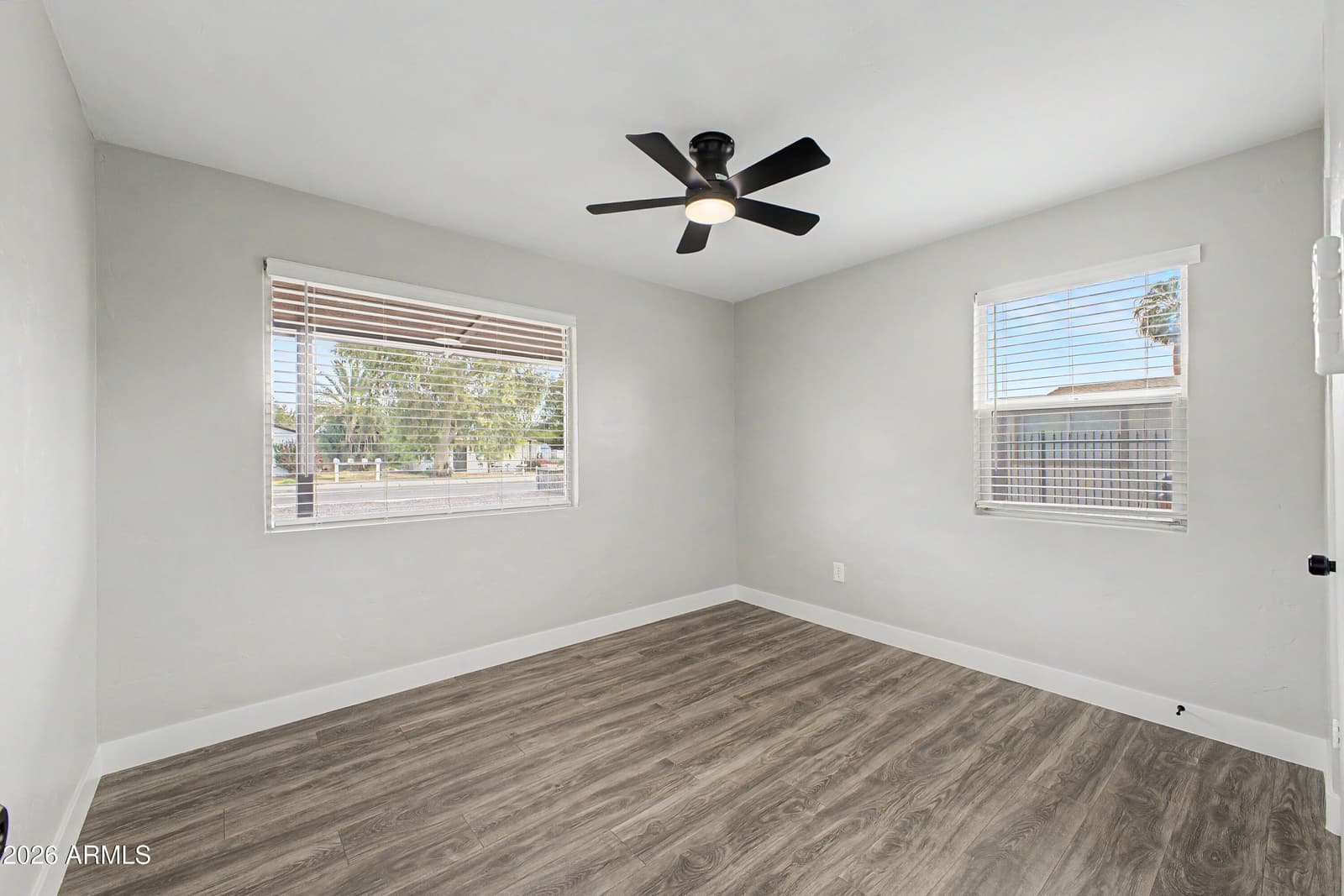 6722 N 24th Drive, Phoenix, AZ 85015 — photo 14 of 17
