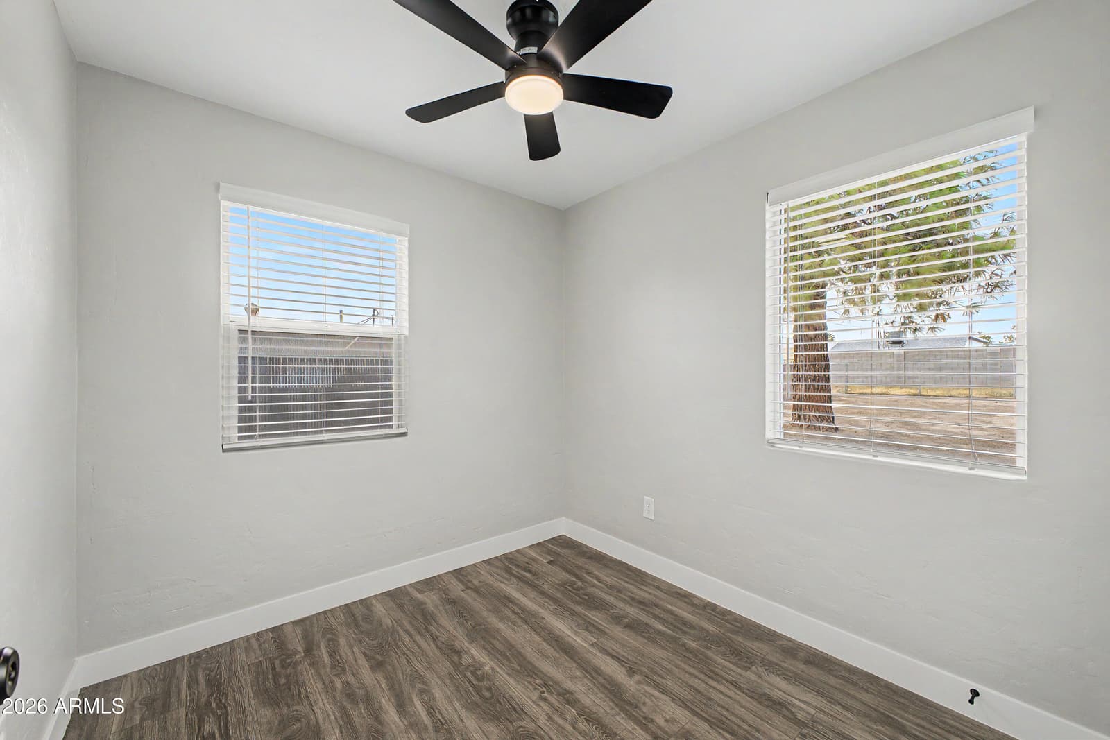 6722 N 24th Drive, Phoenix, AZ 85015 — photo 15 of 17