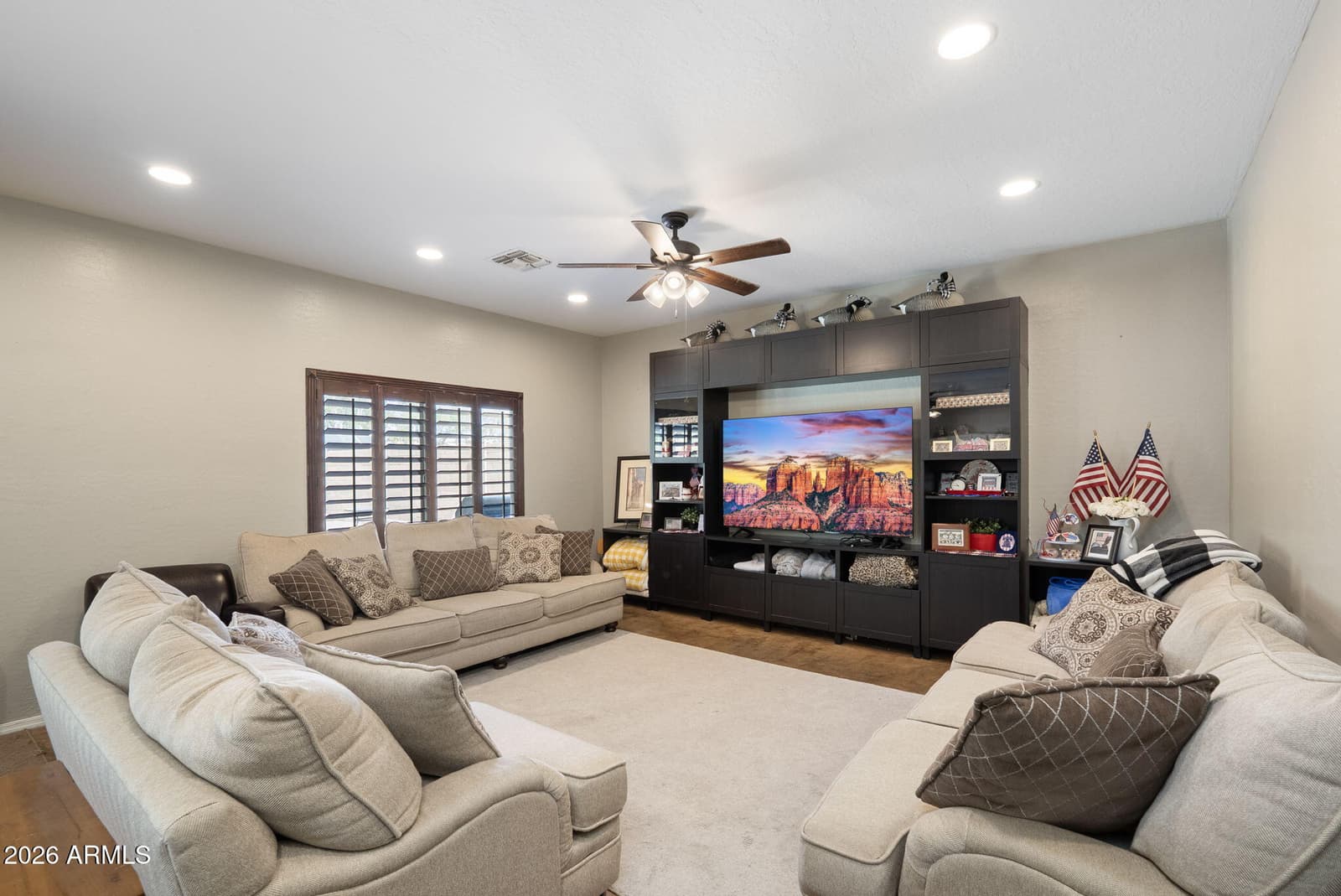 732 S Valle Verde, Mesa, AZ 85208 — photo 12 of 48