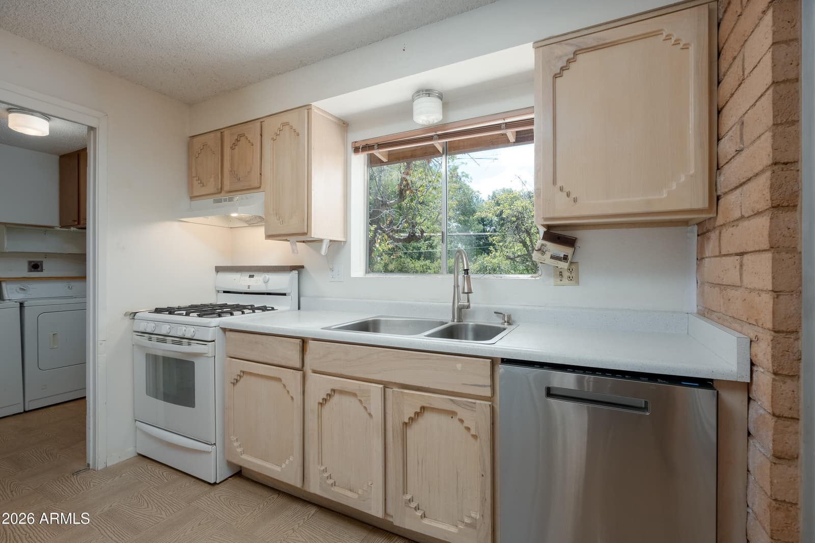 195 Birch Boulevard, Sedona, AZ 86336 — photo 6 of 37