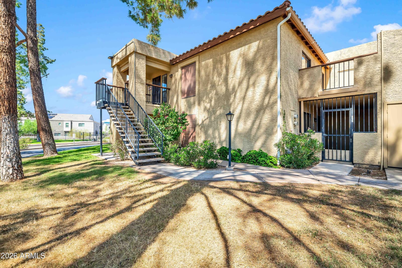 8302 N 21st Drive L201, Phoenix, AZ 85021 — photo 3 of 43