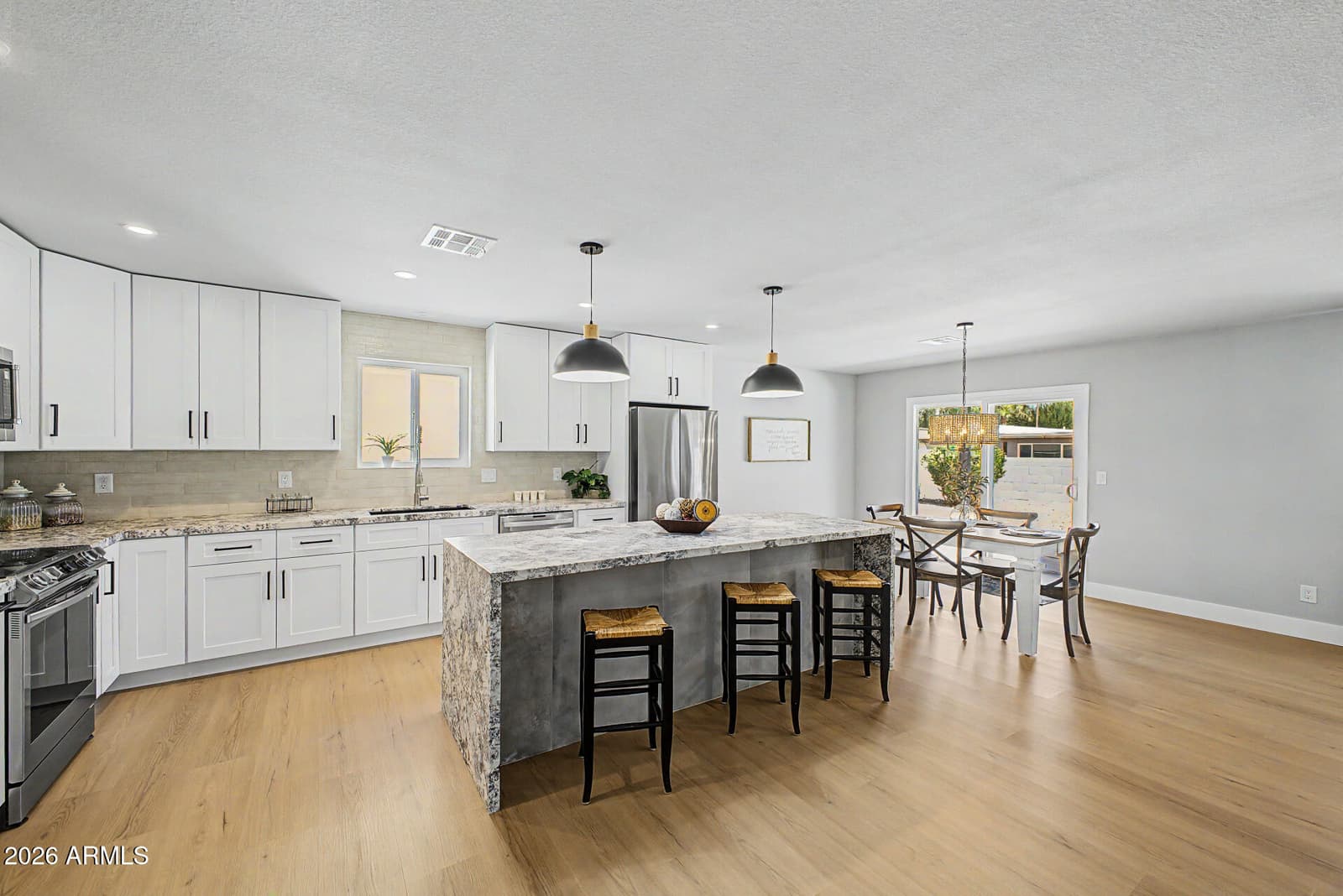 25449 S Truro Drive, Sun Lakes, AZ 85248 — photo 5 of 37