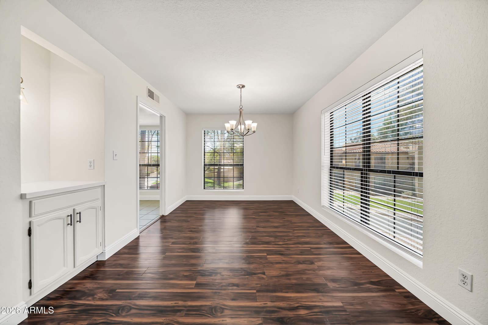 8302 N 21st Drive L201, Phoenix, AZ 85021 — photo 19 of 43