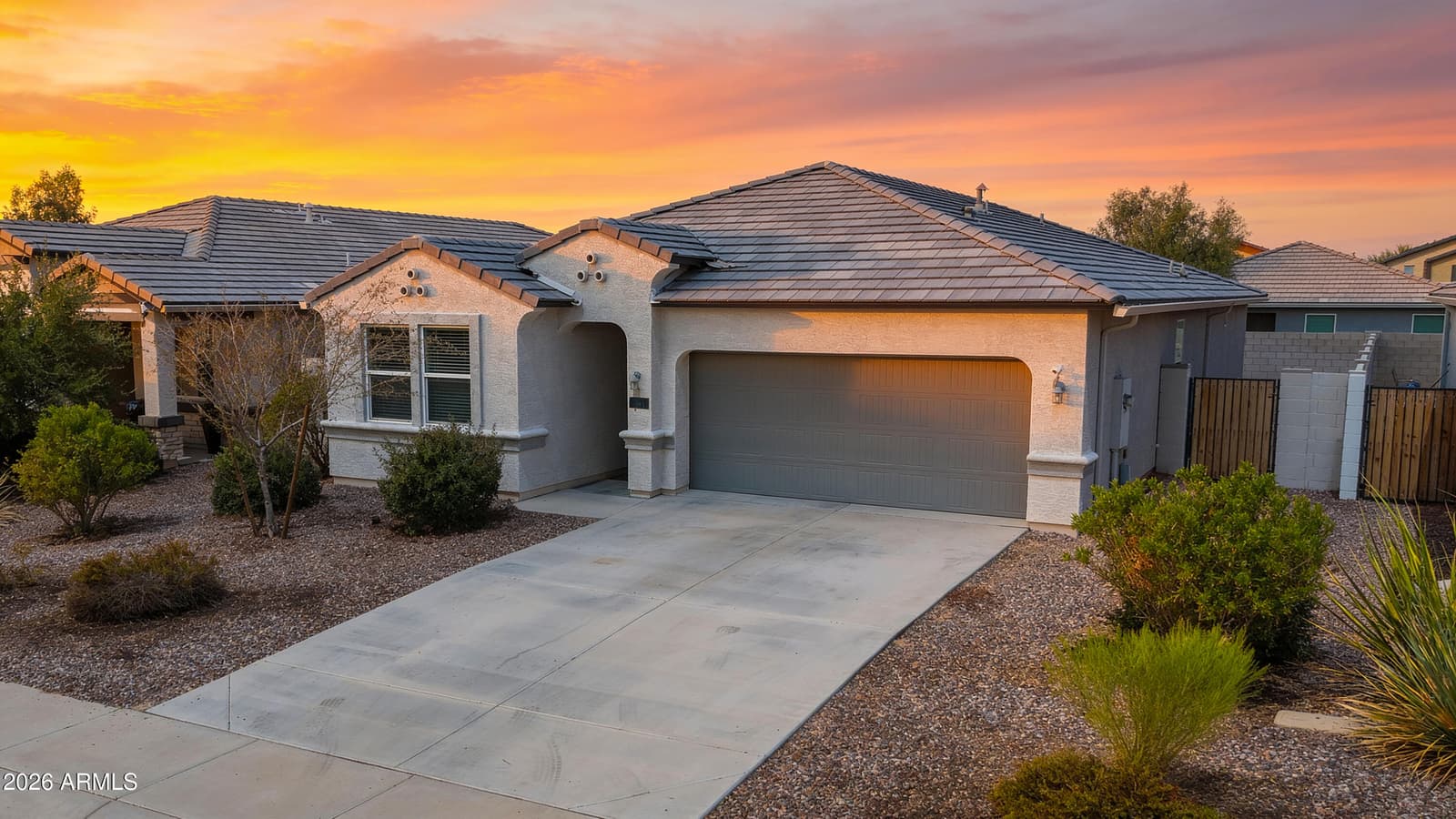 4626 W Nutmeg Avenue, Coolidge, AZ 85128 — photo 1 of 38