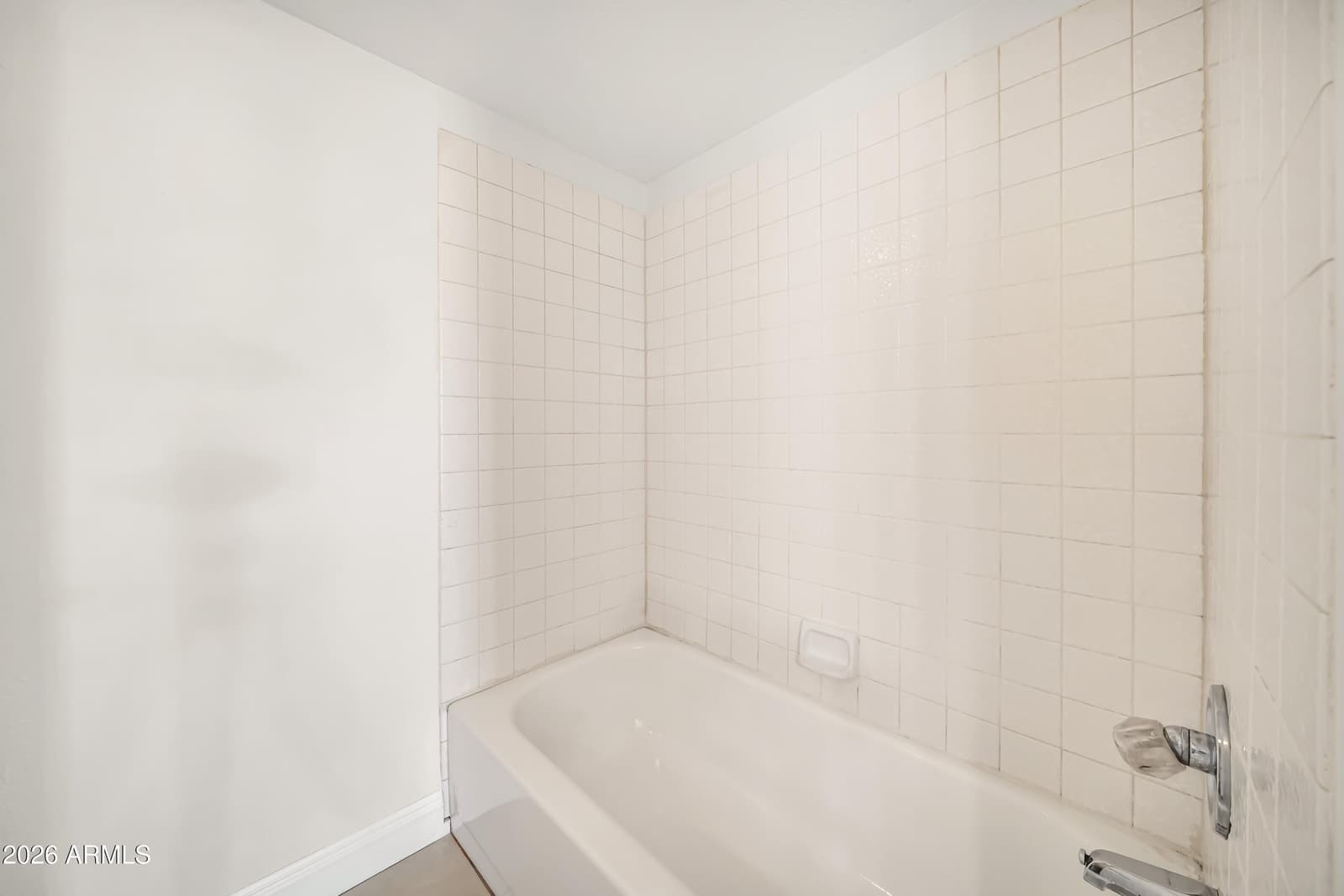 8302 N 21st Drive L201, Phoenix, AZ 85021 — photo 29 of 43