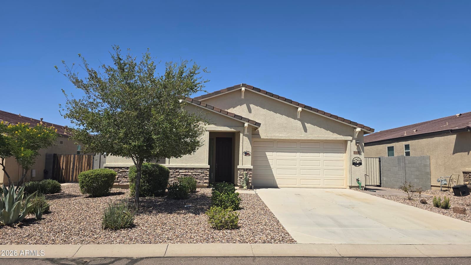 7080 E Eagle Nest Way, San Tan Valley, AZ 85143 — photo 1 of 44
