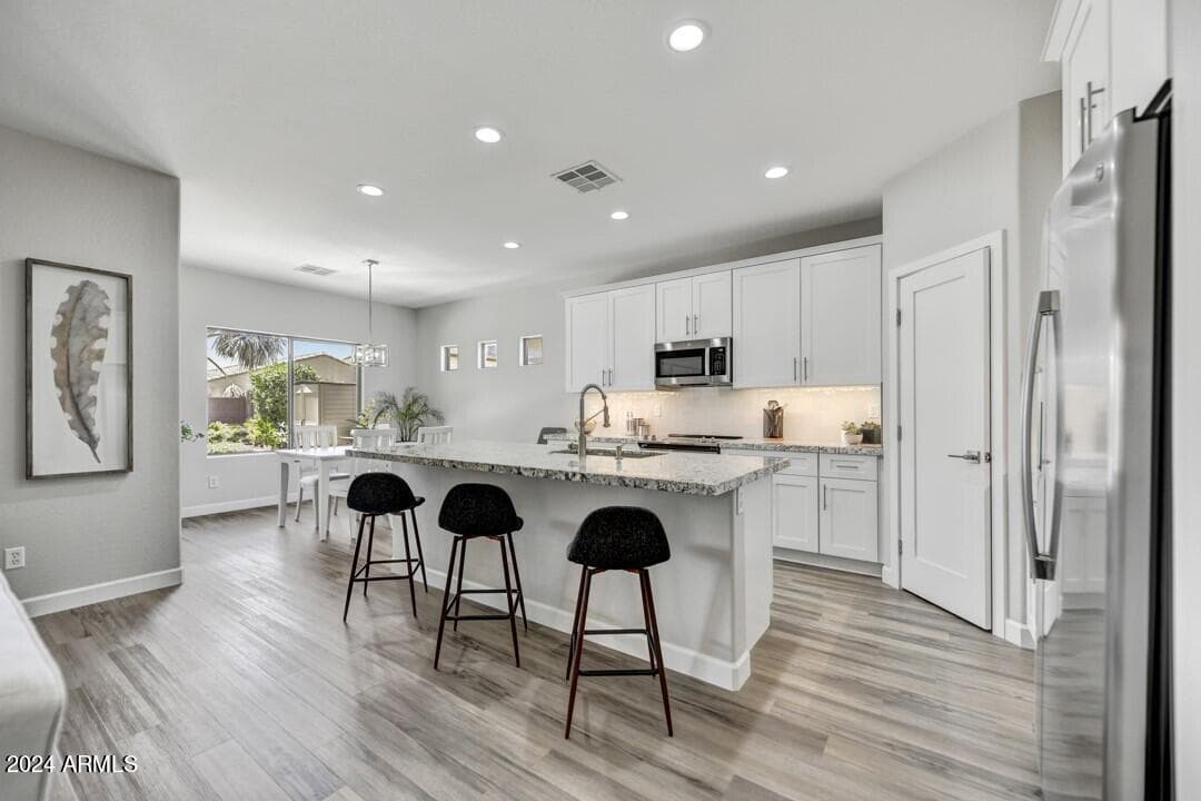 5511 W Molly Lane, Phoenix, AZ 85083 — photo 9 of 23
