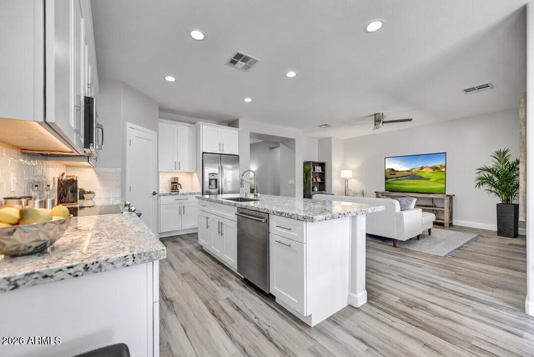 5511 W Molly Lane, Phoenix, AZ 85083 — photo 6 of 23