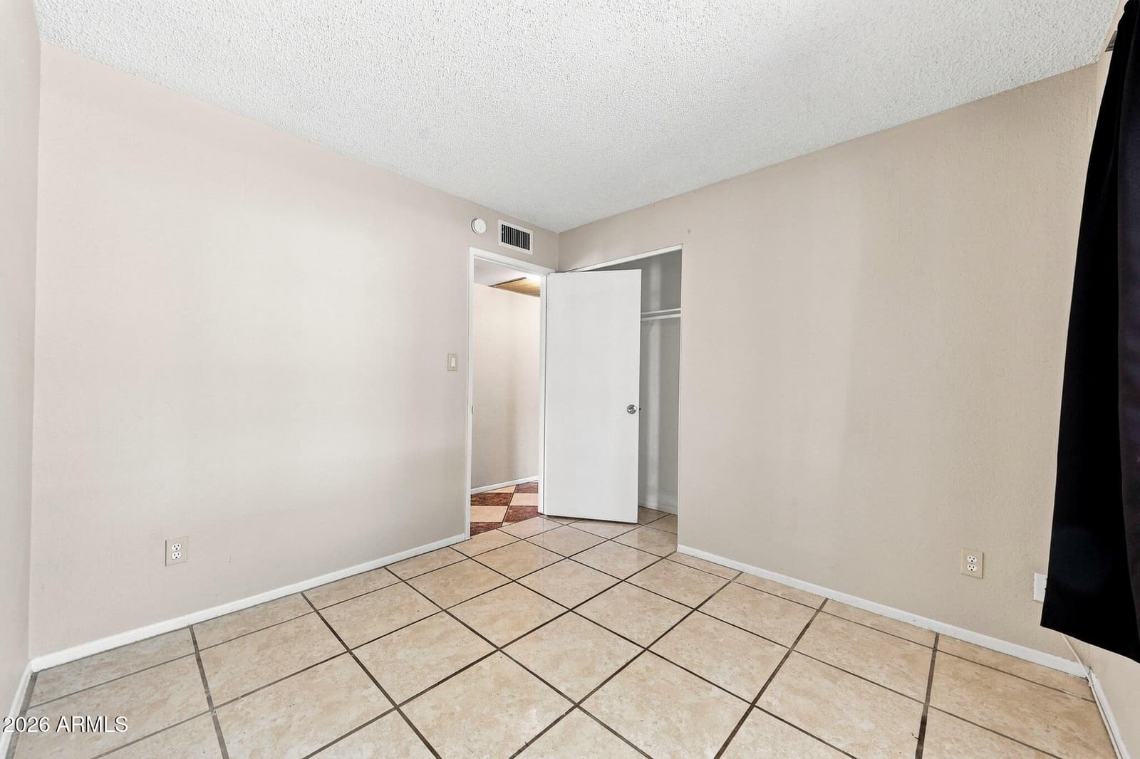 7635 W College Drive, Phoenix, AZ 85033 — photo 14 of 30
