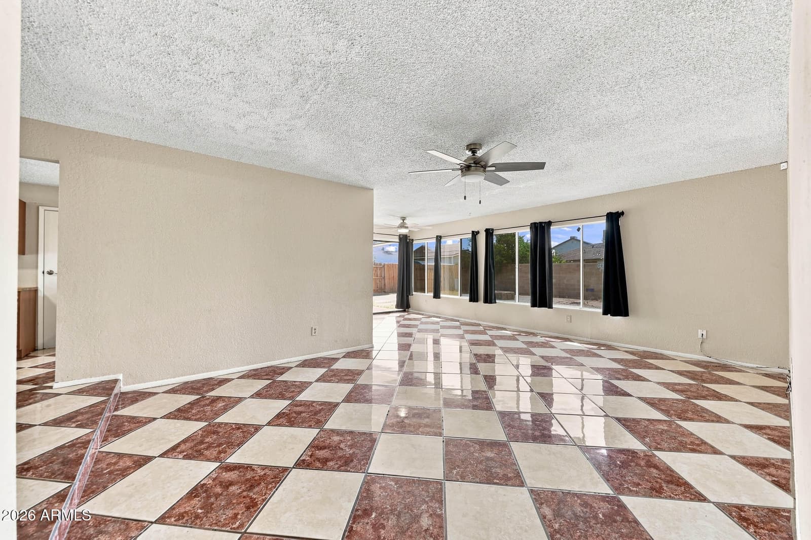 7635 W College Drive, Phoenix, AZ 85033 — photo 6 of 30