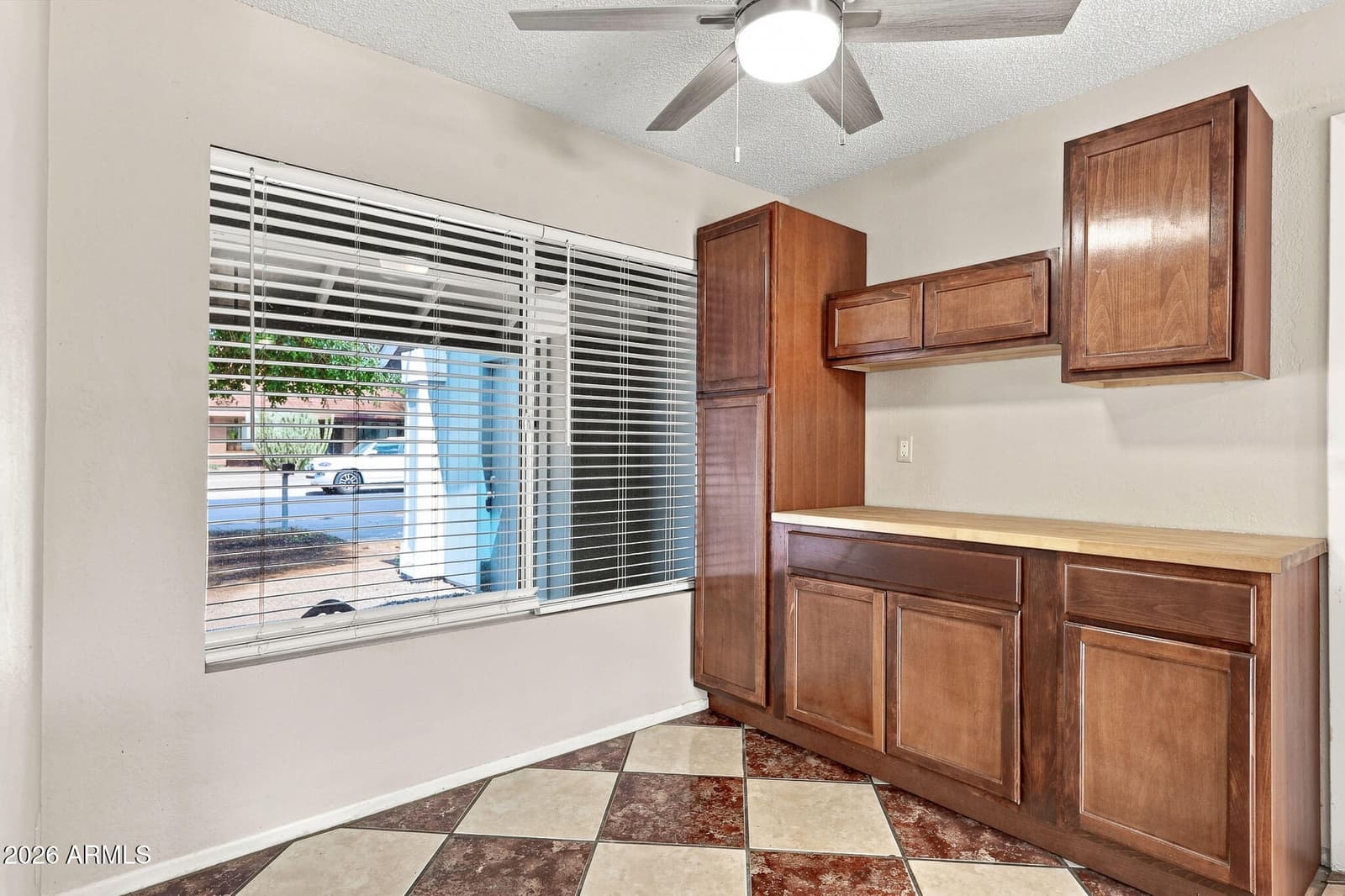 7635 W College Drive, Phoenix, AZ 85033 — photo 13 of 30