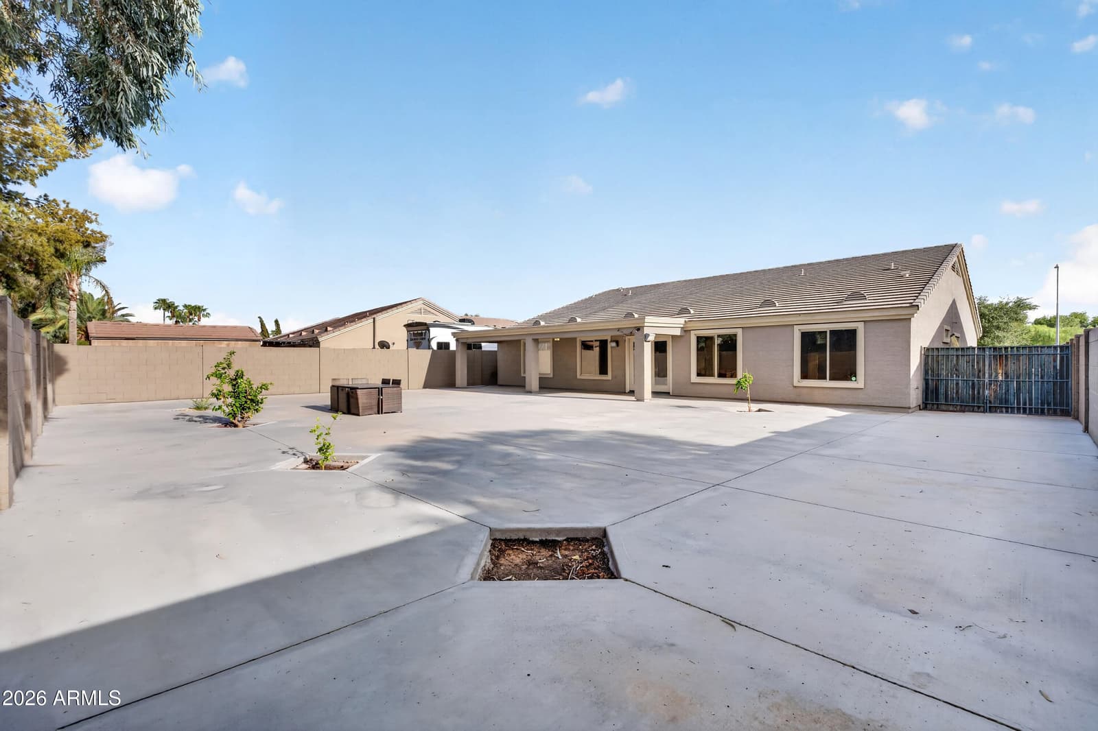 8566 W Keim Drive, Glendale, AZ 85305 — photo 38 of 40