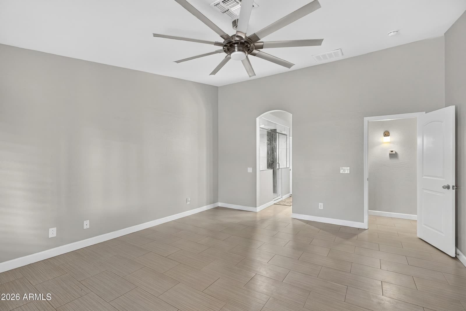 8566 W Keim Drive, Glendale, AZ 85305 — photo 19 of 40
