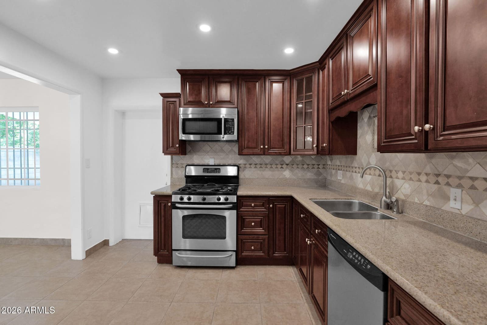 6138 N 15th Avenue, Phoenix, AZ 85015 — photo 12 of 35