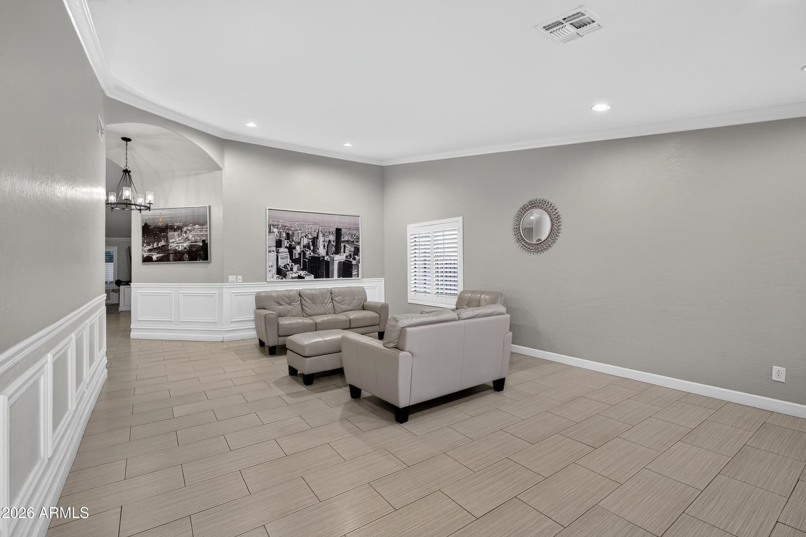 8566 W Keim Drive, Glendale, AZ 85305 — photo 6 of 40