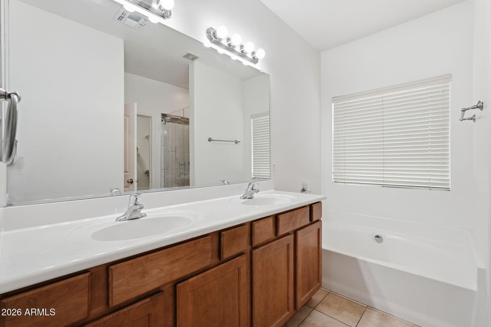 2090 W Cave Cotton Loop, Benson, AZ 85602 — photo 13 of 26