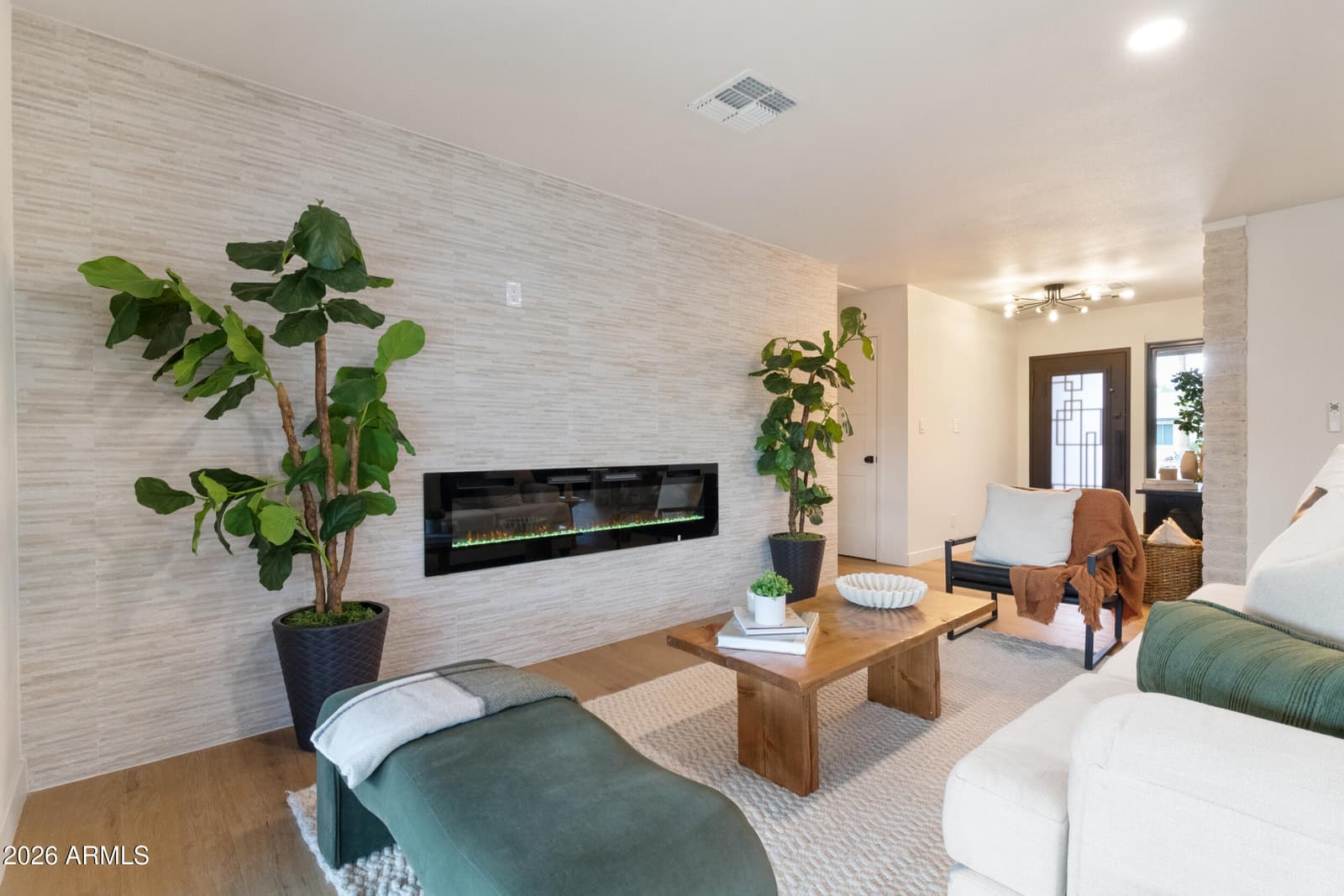 1637 W Griswold Road, Phoenix, AZ 85021 — photo 13 of 60