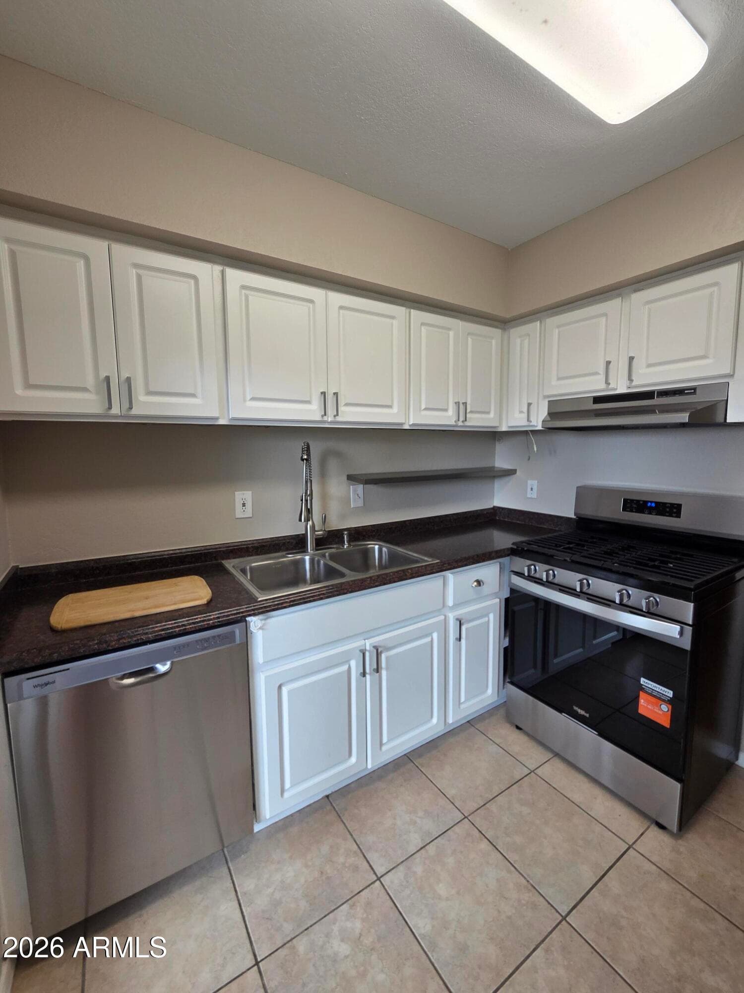 7141 N 16th Street 2, Phoenix, AZ 85020 — photo 8 of 33