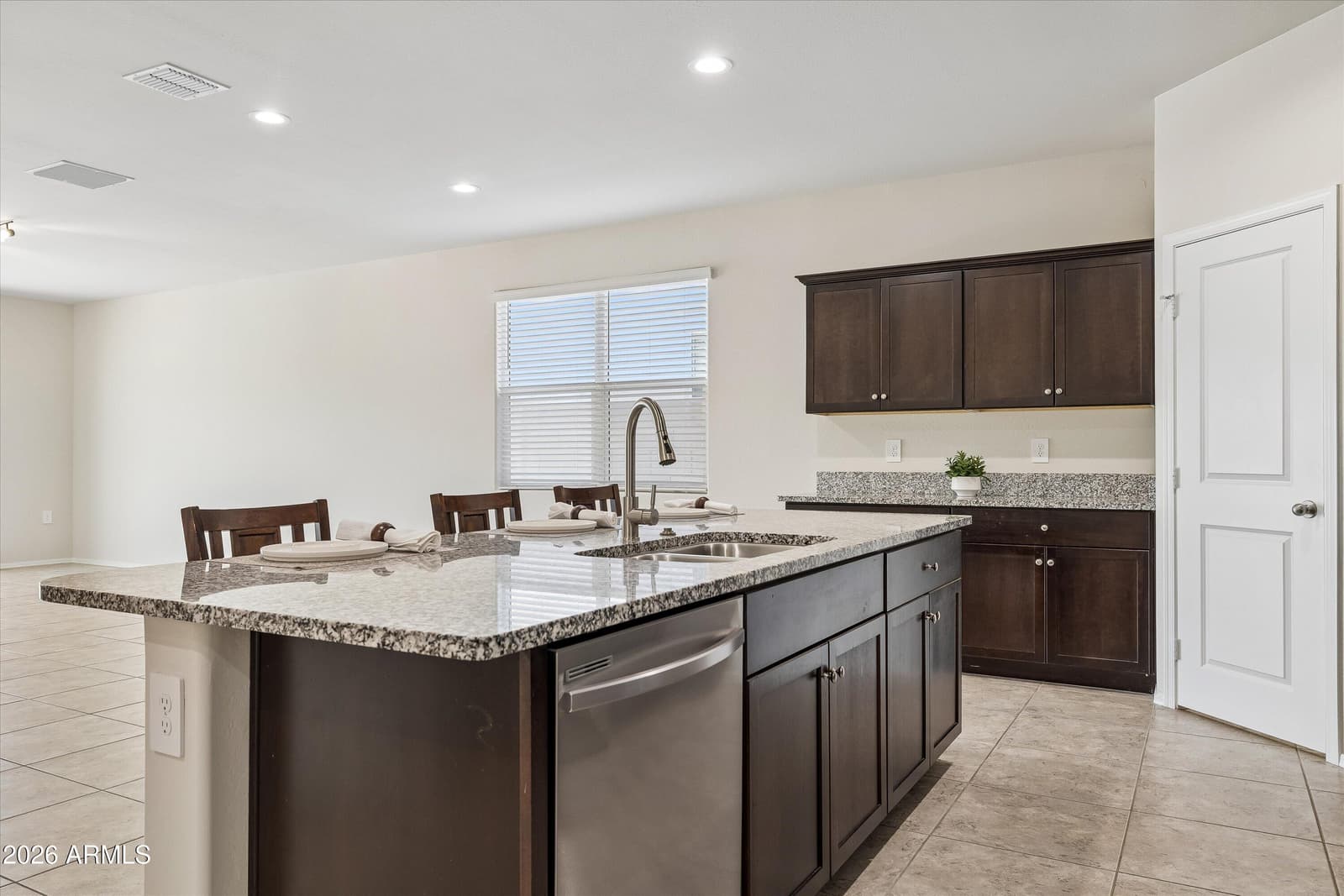 24421 W Hacienda Avenue, Buckeye, AZ 85326 — photo 10 of 42