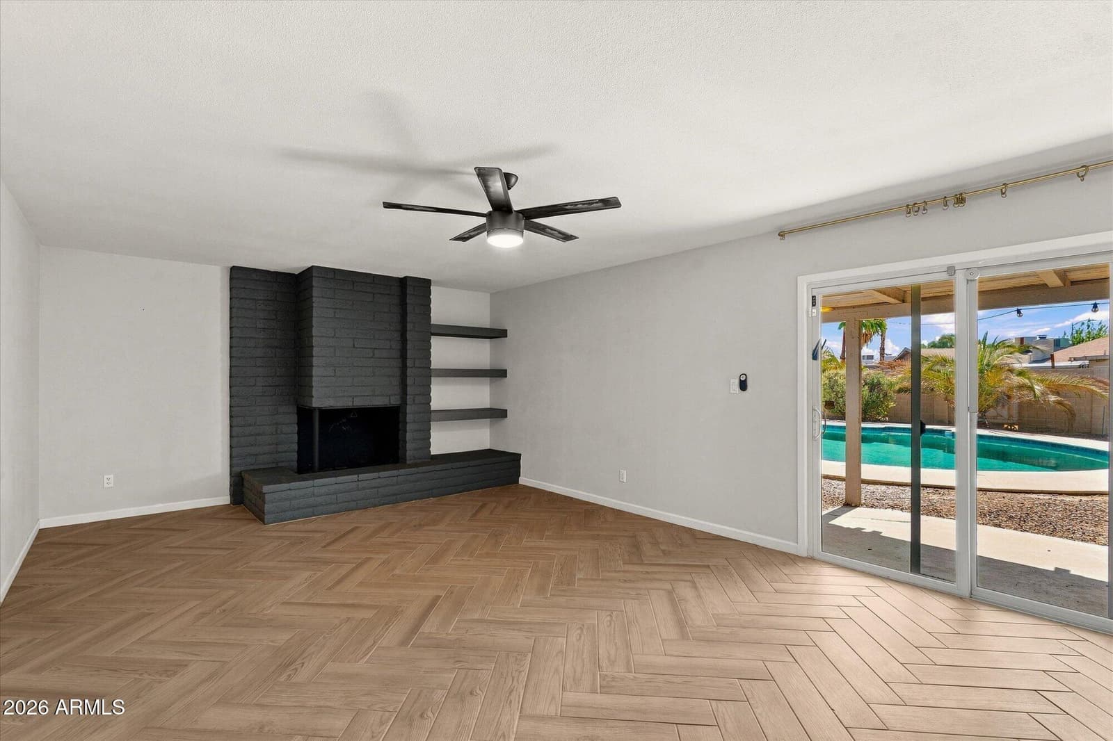 3127 W Yucca Street, Phoenix, AZ 85029 — photo 2 of 25