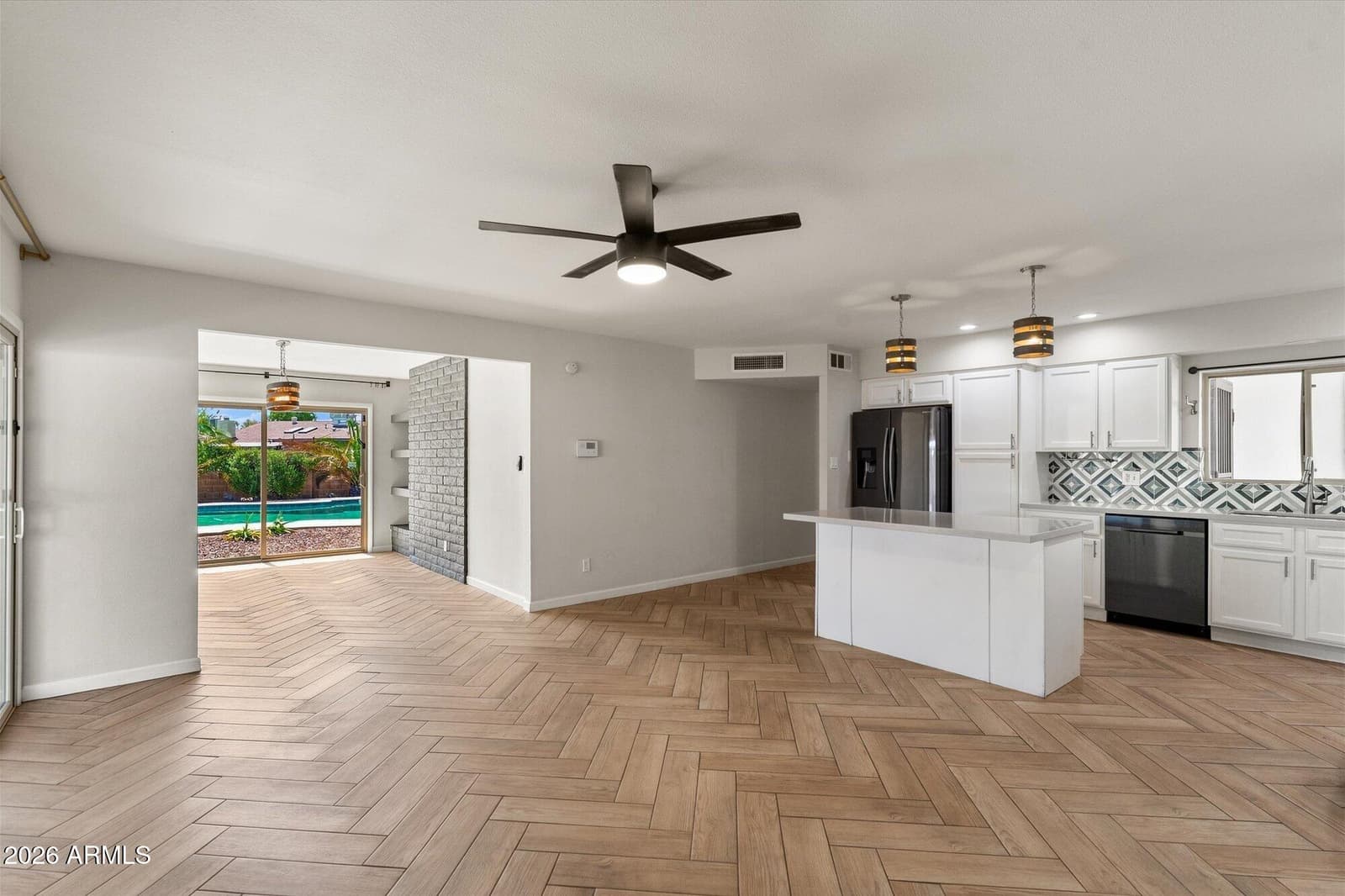 3127 W Yucca Street, Phoenix, AZ 85029 — photo 10 of 25