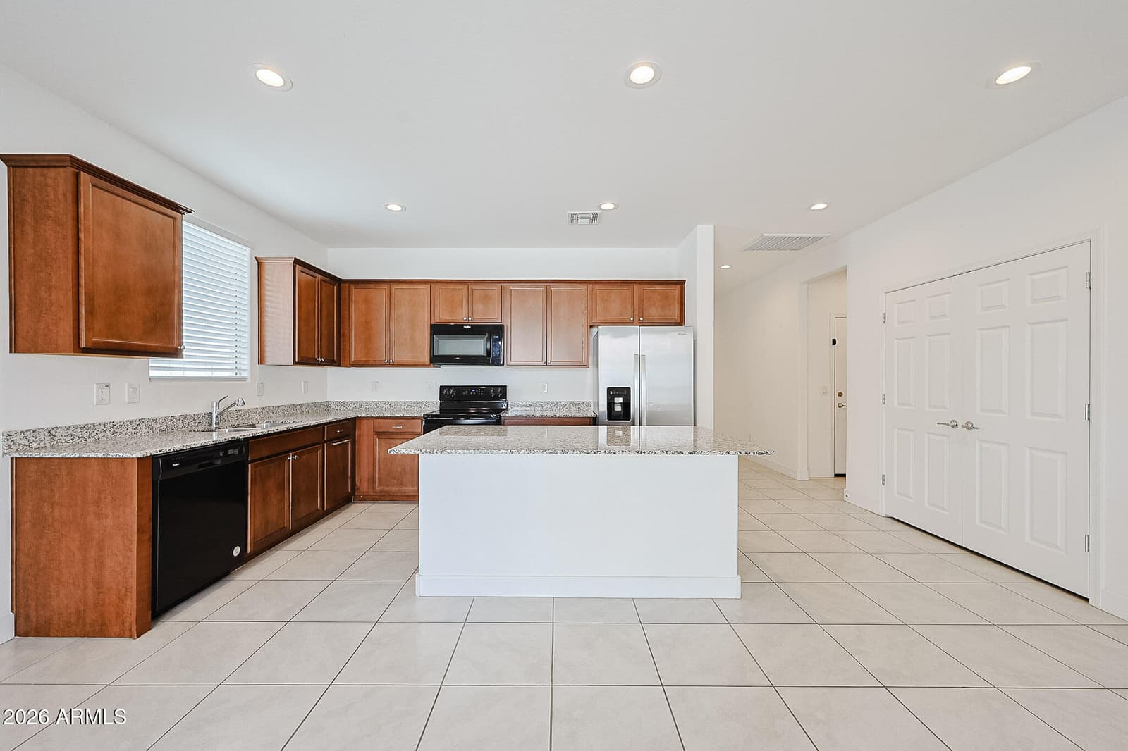 10966 W Melvin Street, Avondale, AZ 85323 — photo 5 of 47