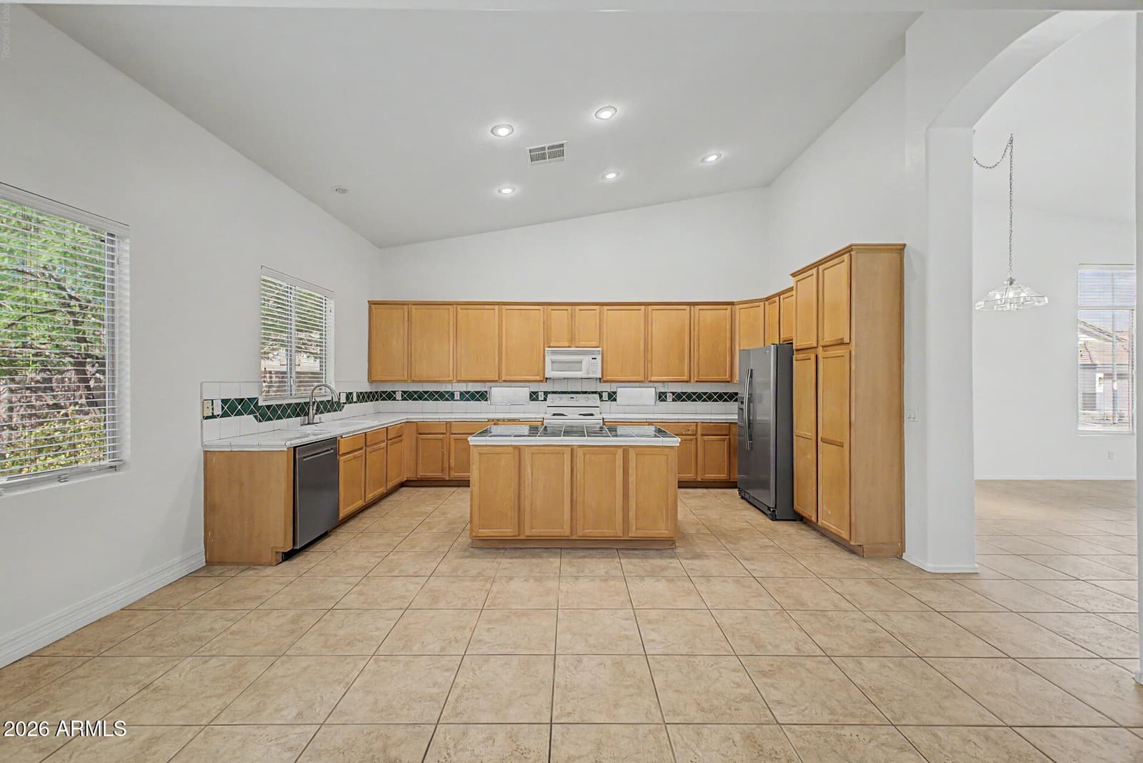 1223 W Waltann Lane, Phoenix, AZ 85023 — photo 13 of 51