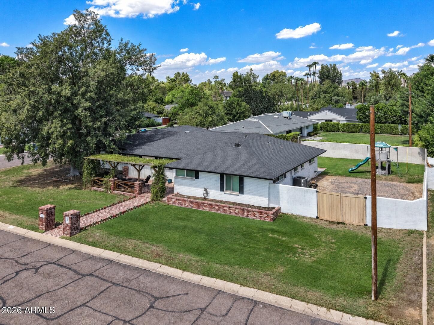 128 E Myrtle Avenue, Phoenix, AZ 85020 — photo 35 of 46