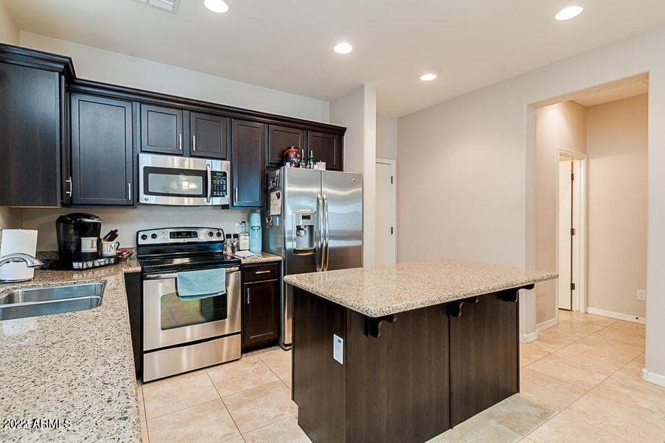4072 E Oakland Street, Gilbert, AZ 85295 — photo 6 of 22