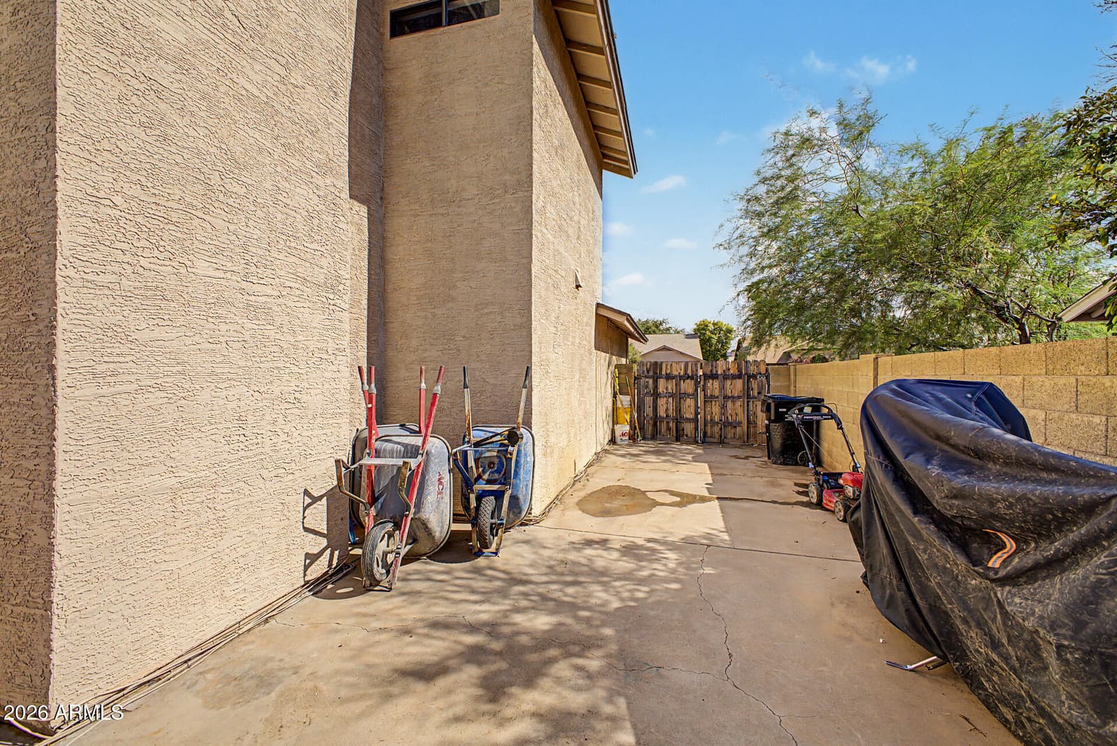 3926 W Mariposa Grande Lane, Glendale, AZ 85310 — photo 39 of 40