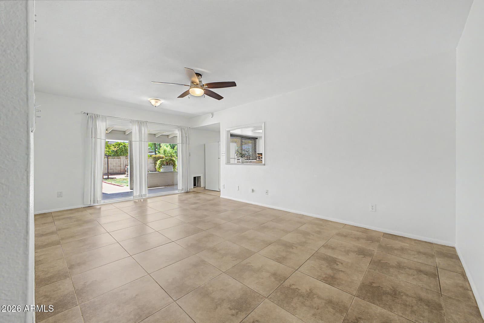 3327 W Mountain View Road, Phoenix, AZ 85051 — photo 8 of 32