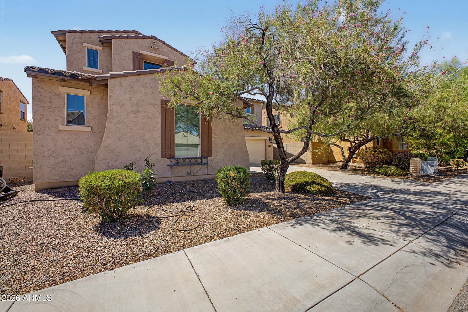 1471 E Flamingo Way, Gilbert, AZ 85297 — photo 3 of 49