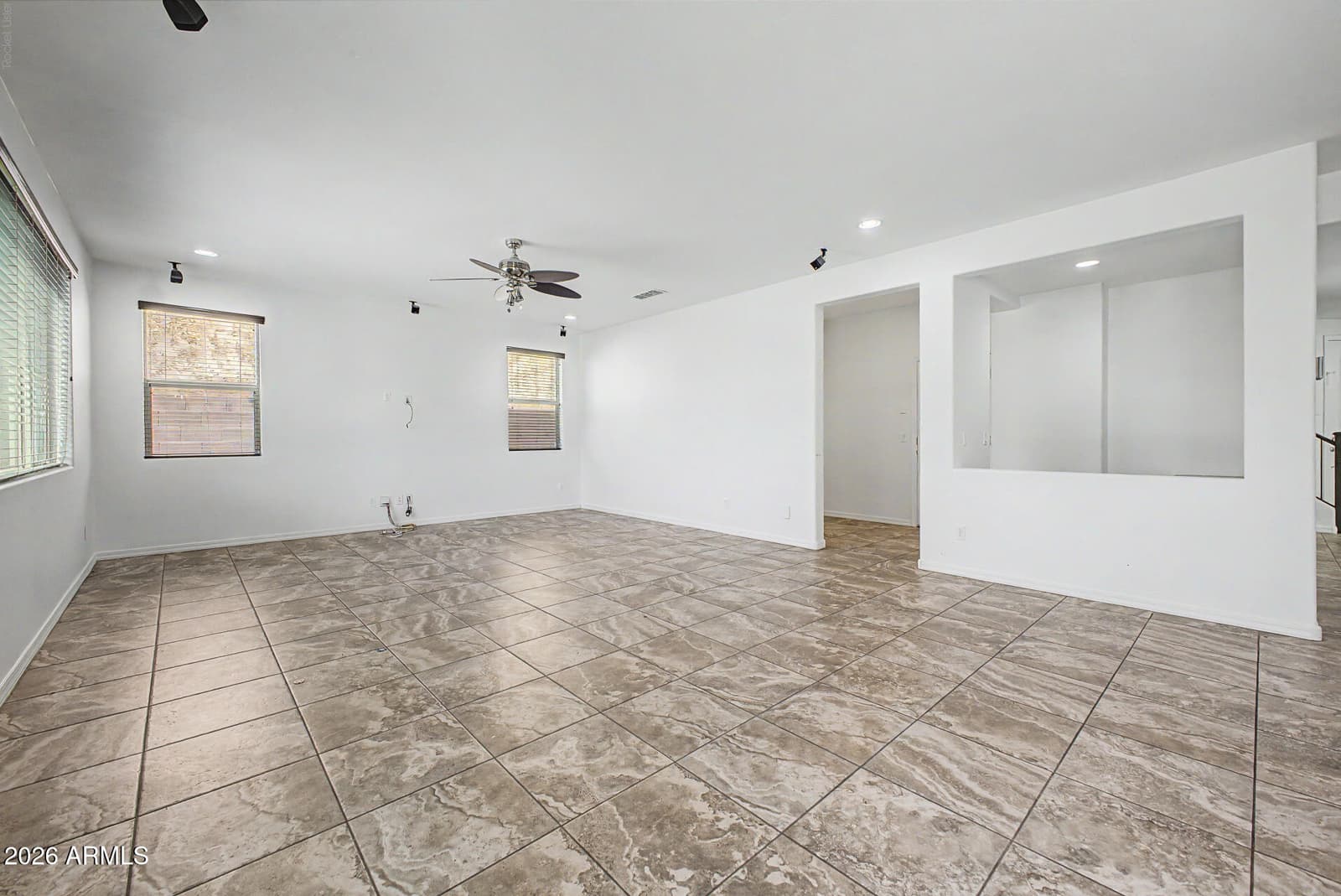 1471 E Flamingo Way, Gilbert, AZ 85297 — photo 10 of 49