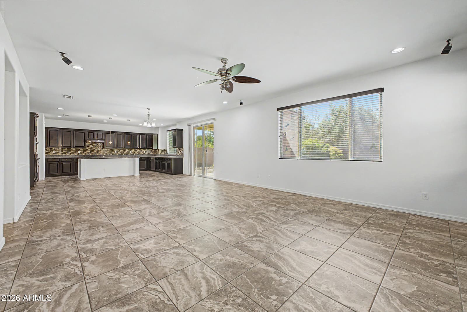 1471 E Flamingo Way, Gilbert, AZ 85297 — photo 11 of 49
