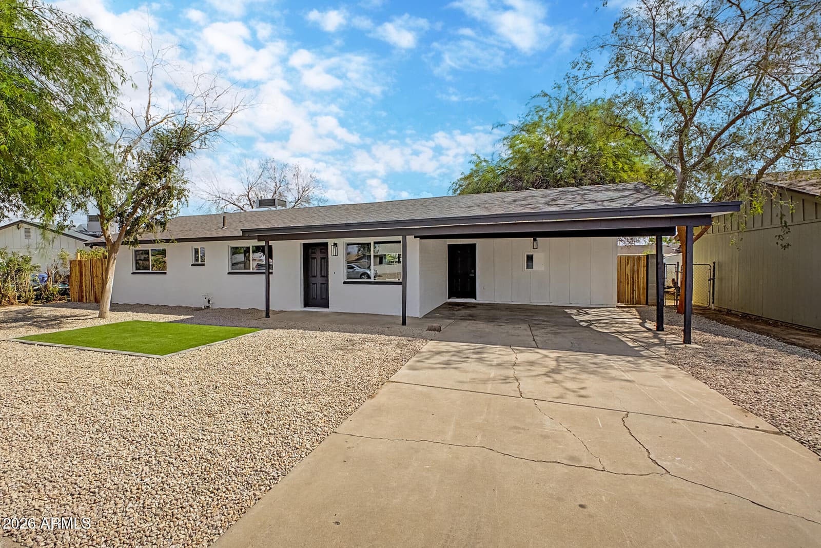 3909 W Griswold Road, Phoenix, AZ 85051 — photo 3 of 44