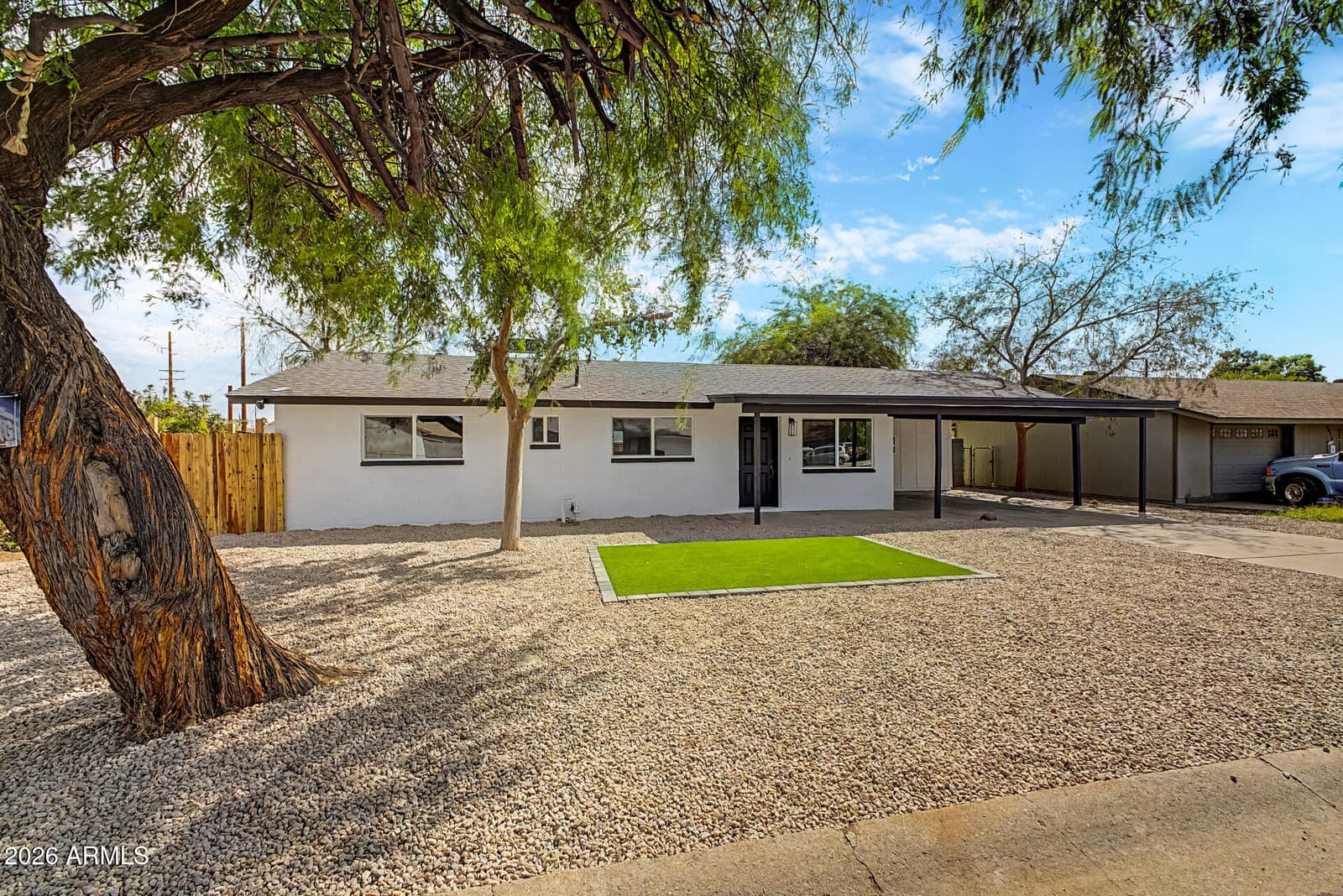 3909 W Griswold Road, Phoenix, AZ 85051 — photo 5 of 44