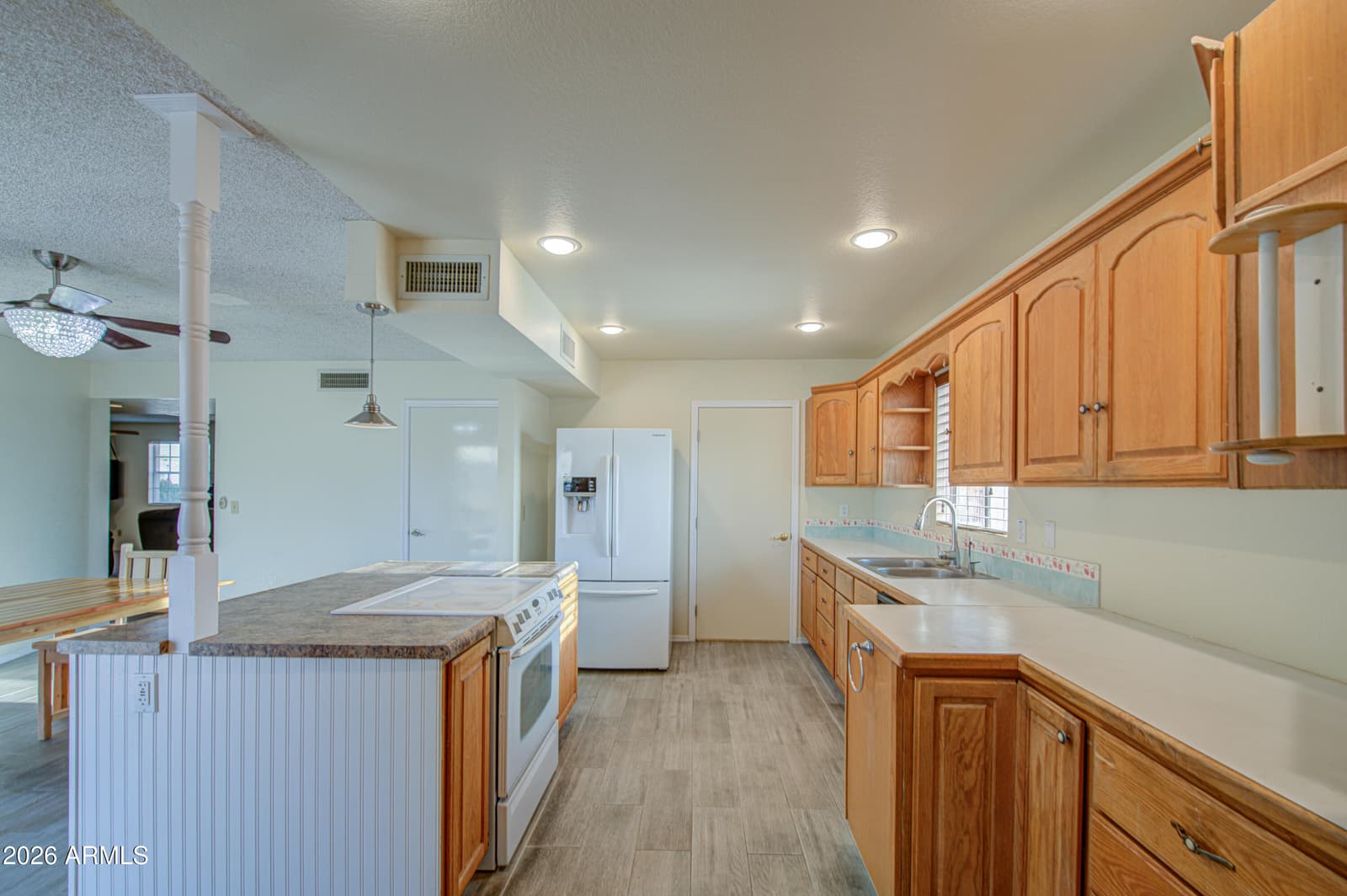 7202 W Cholla Street, Peoria, AZ 85345 — photo 17 of 41