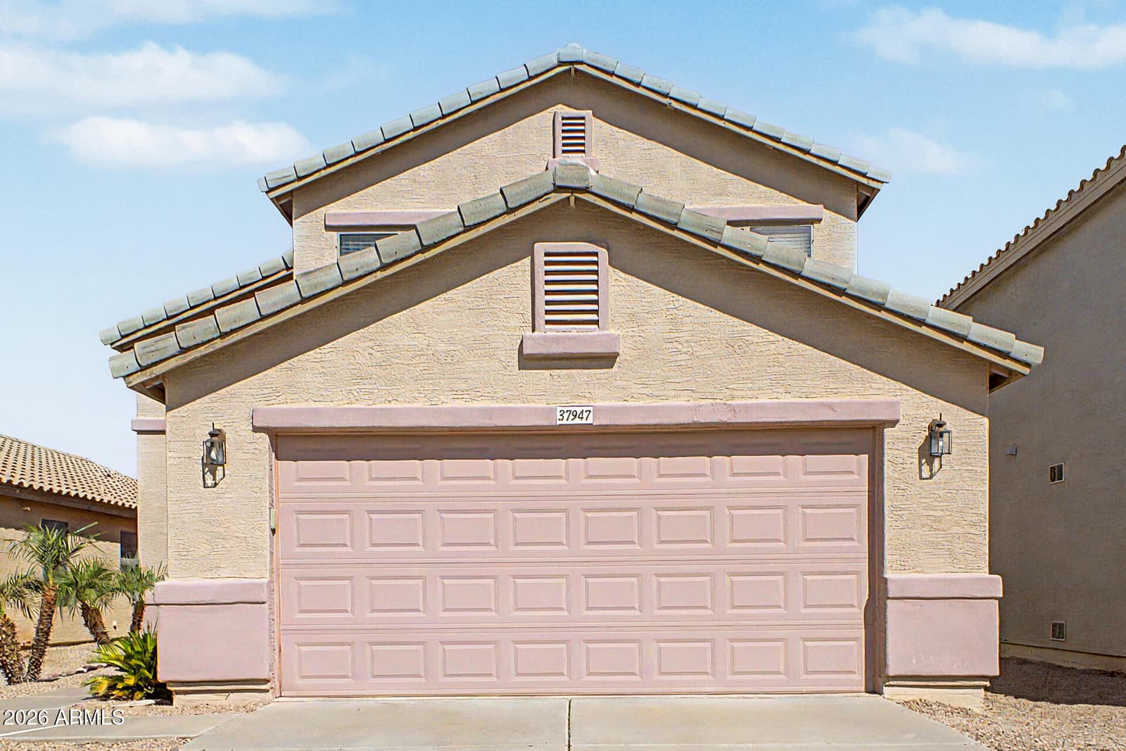 37947 N Luke Lane, San Tan Valley, AZ 85140 — photo 2 of 41