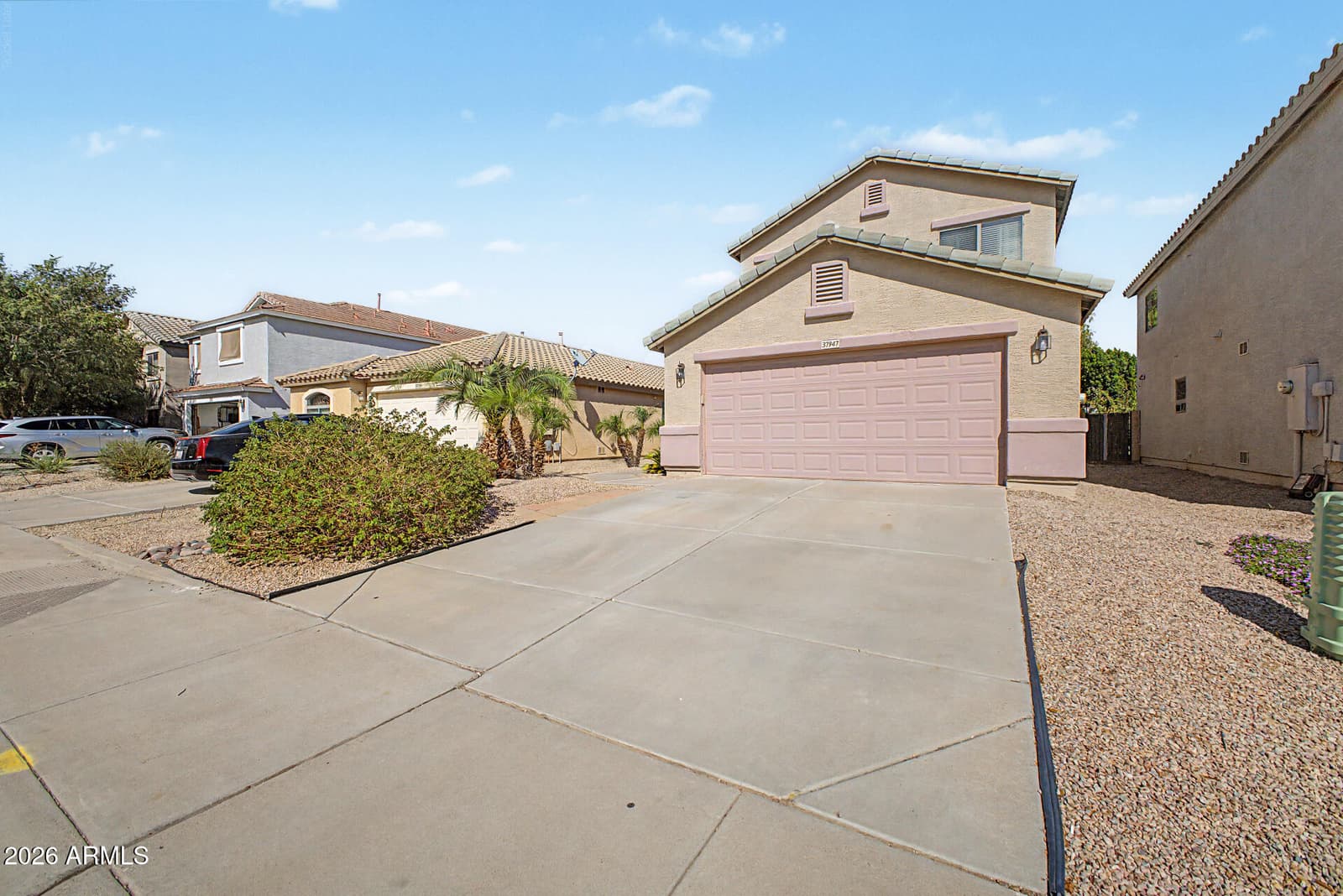 37947 N Luke Lane, San Tan Valley, AZ 85140 — photo 3 of 41