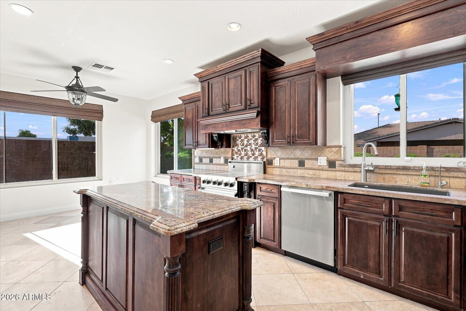 3448 E Lowell Avenue, Gilbert, AZ 85297 — photo 15 of 56