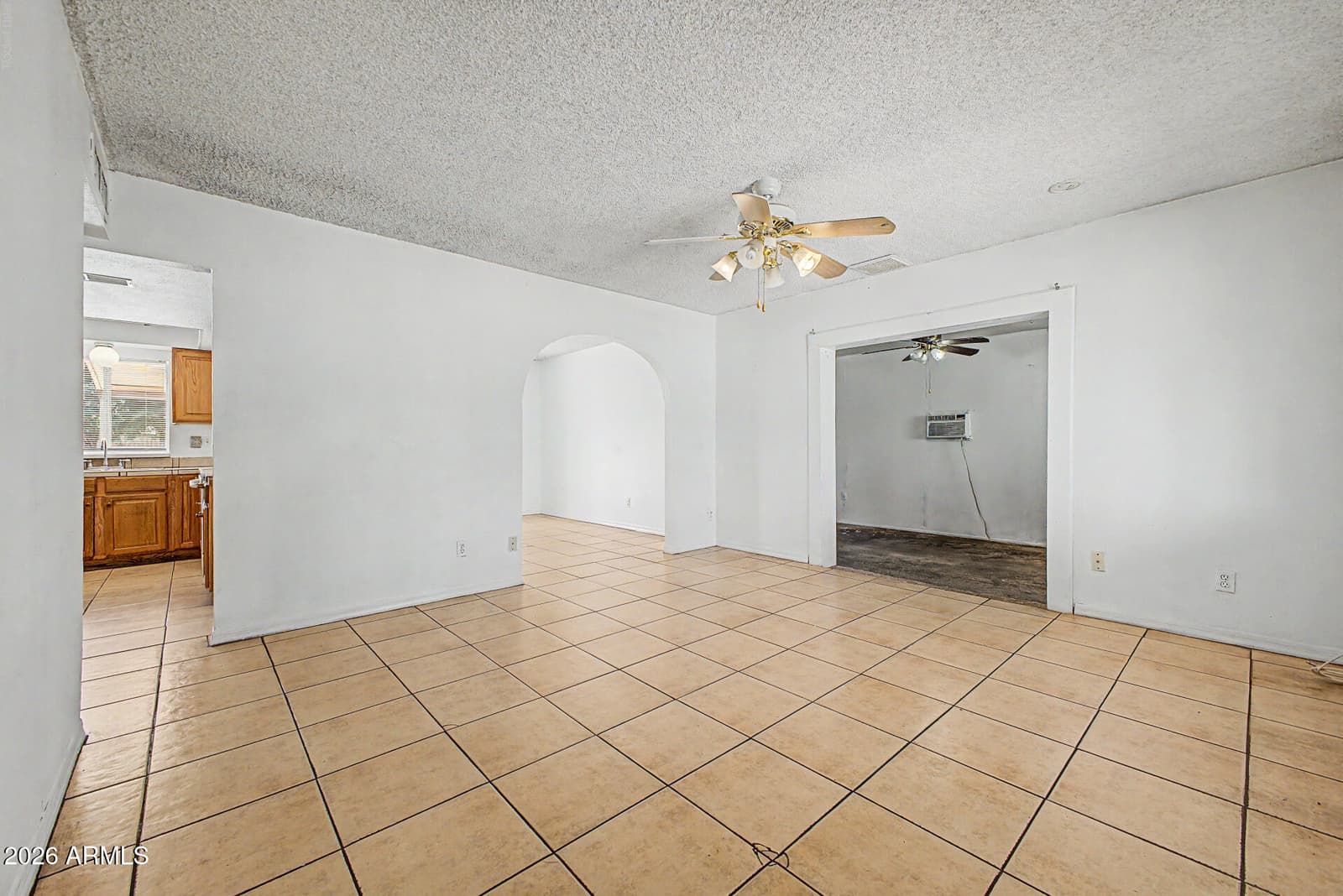 8201 W Sells Drive, Phoenix, AZ 85033 — photo 4 of 26