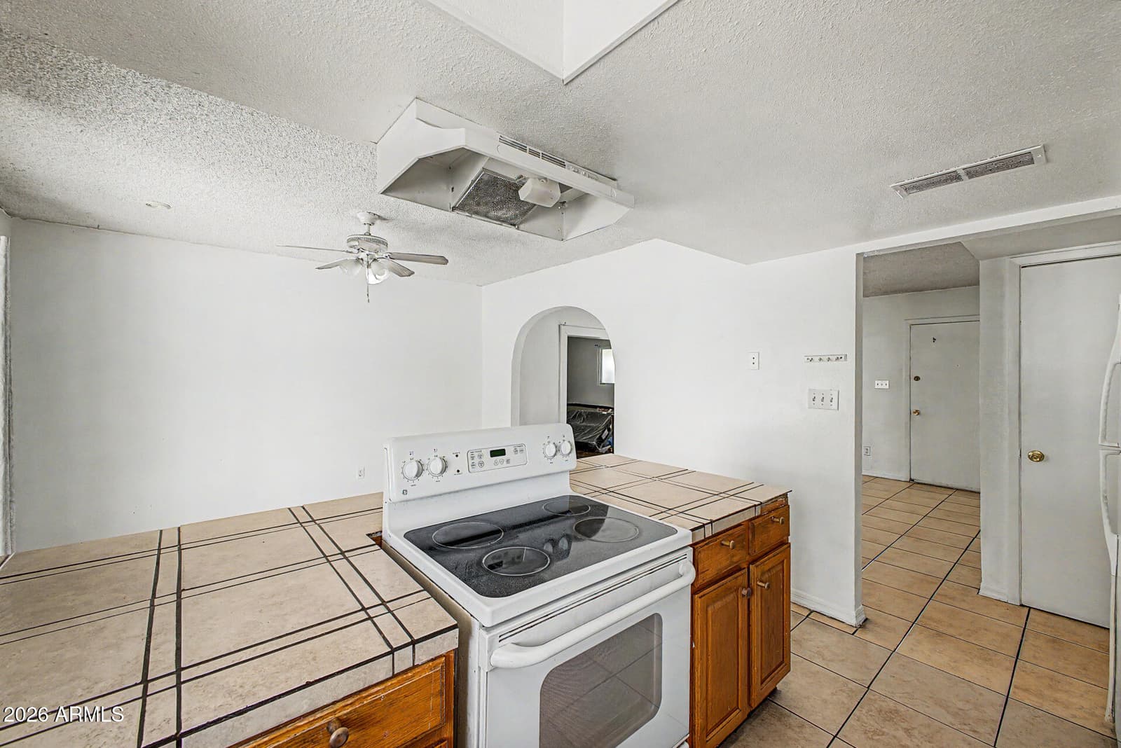 8201 W Sells Drive, Phoenix, AZ 85033 — photo 11 of 26